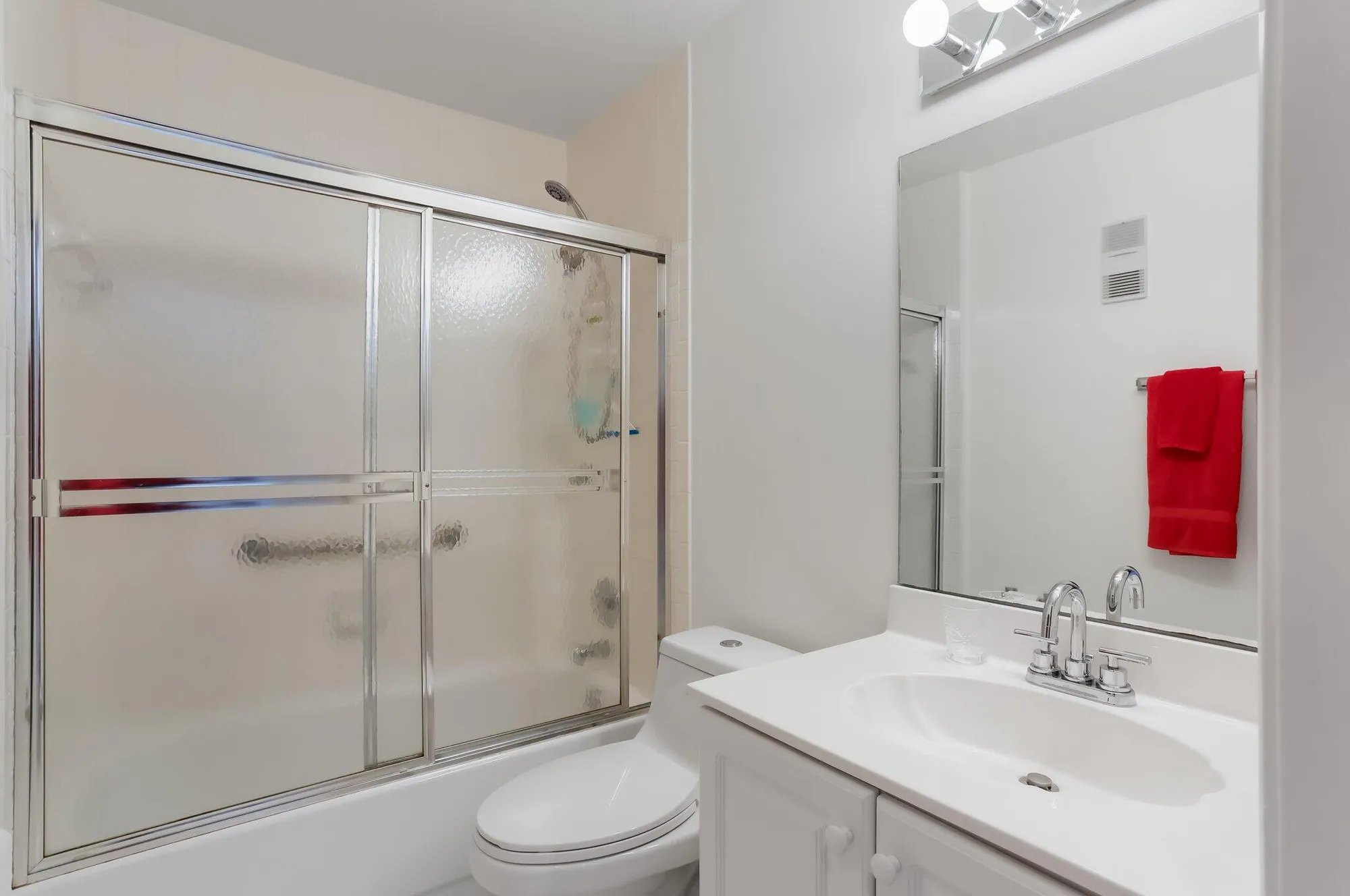 Property Slideshow image 34 of 55 | 9927 seacrest cir apt 202, Boynton Beach, FL, 33437