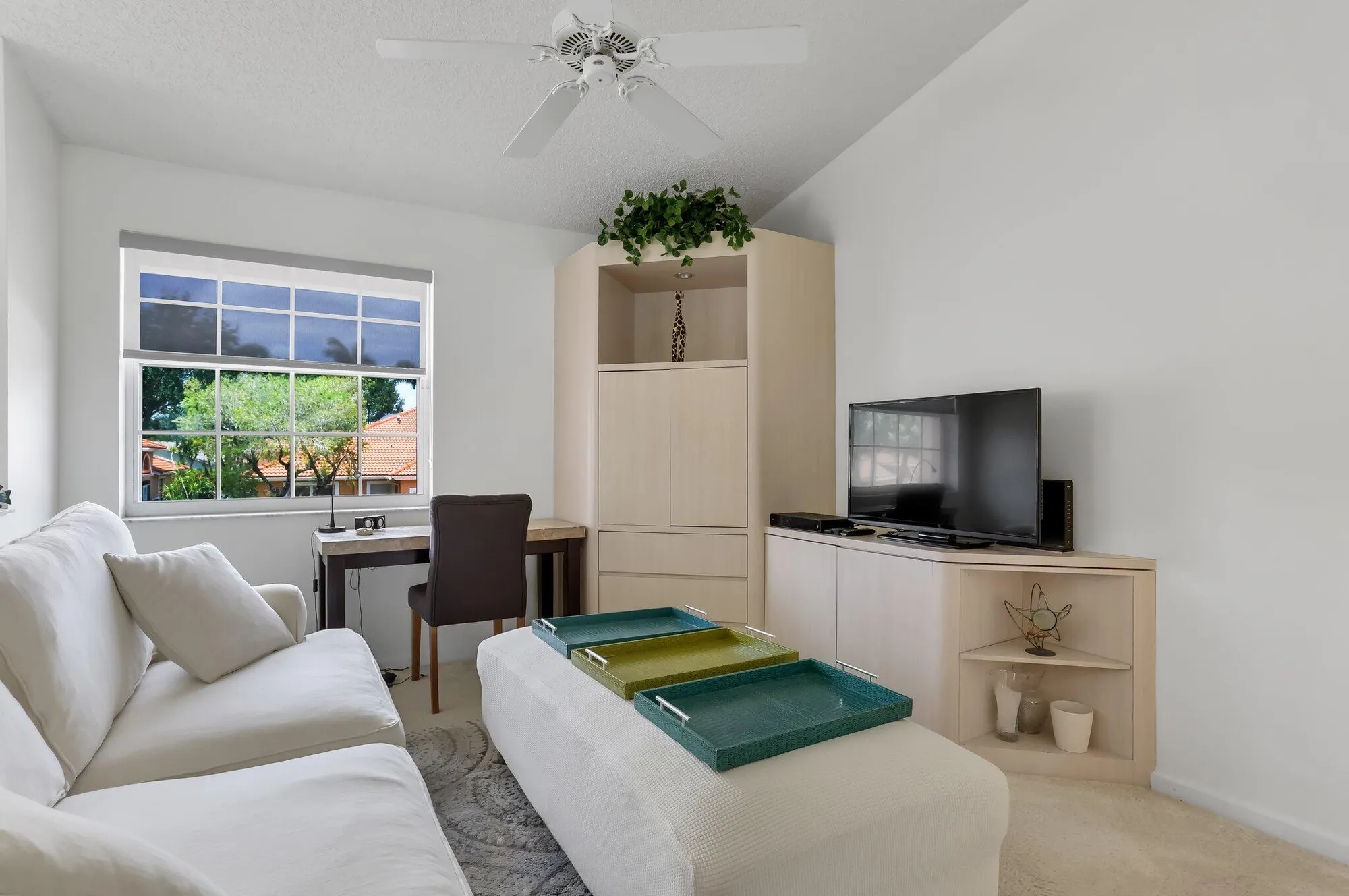 Property Slideshow image 41 of 55 | 9927 seacrest cir apt 202, Boynton Beach, FL, 33437