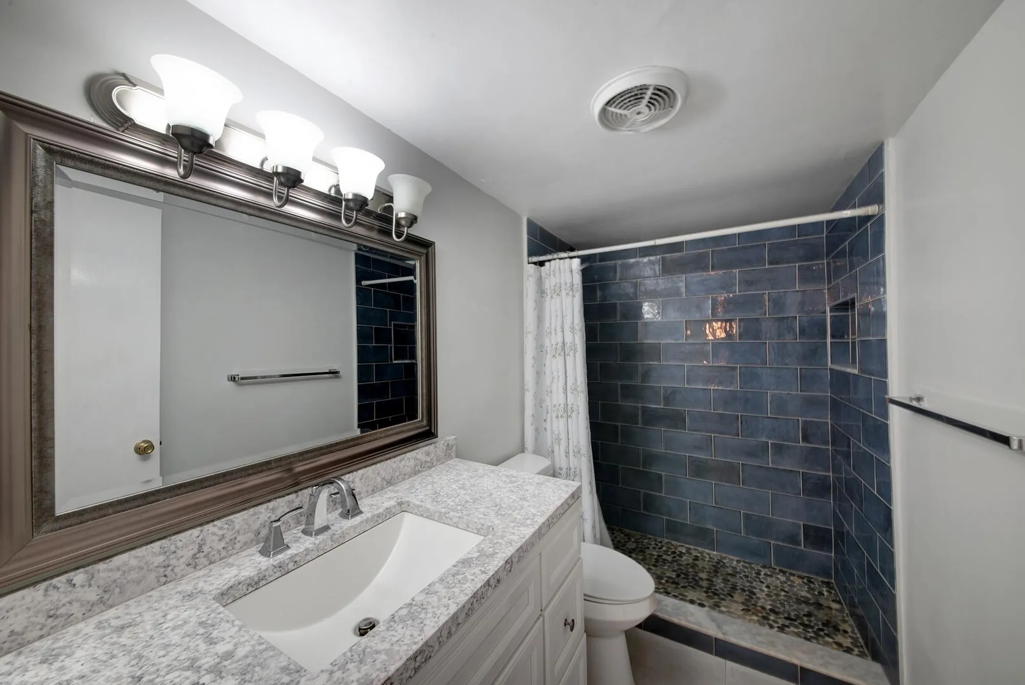 Property Slideshow image 16 of 24 | 2812 garden dr 109, Lake Worth, FL, 33461