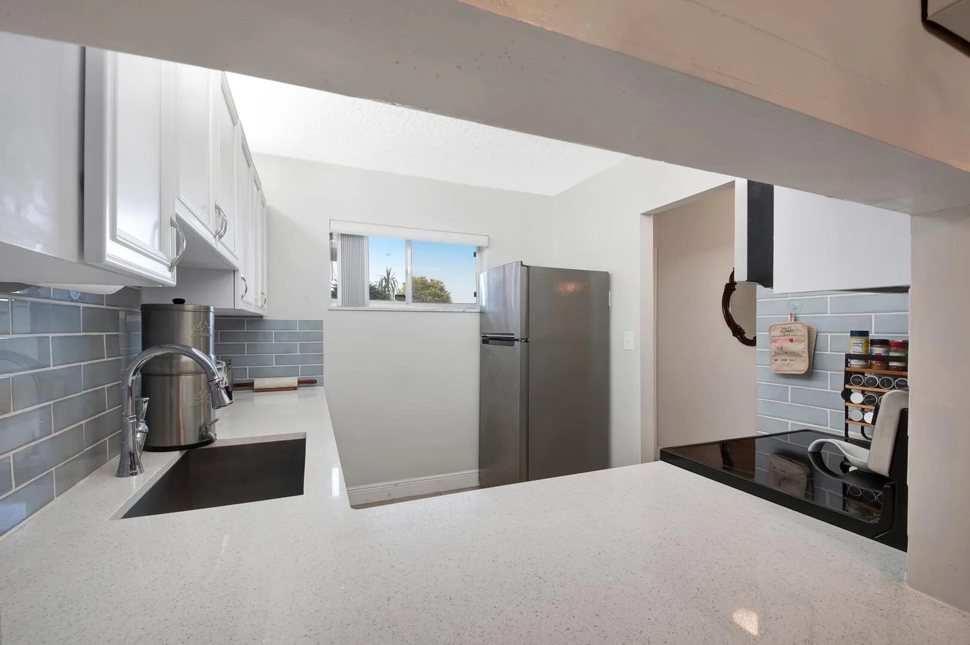 Property Slideshow image 13 of 24 | 2812 garden dr 109, Lake Worth, FL, 33461