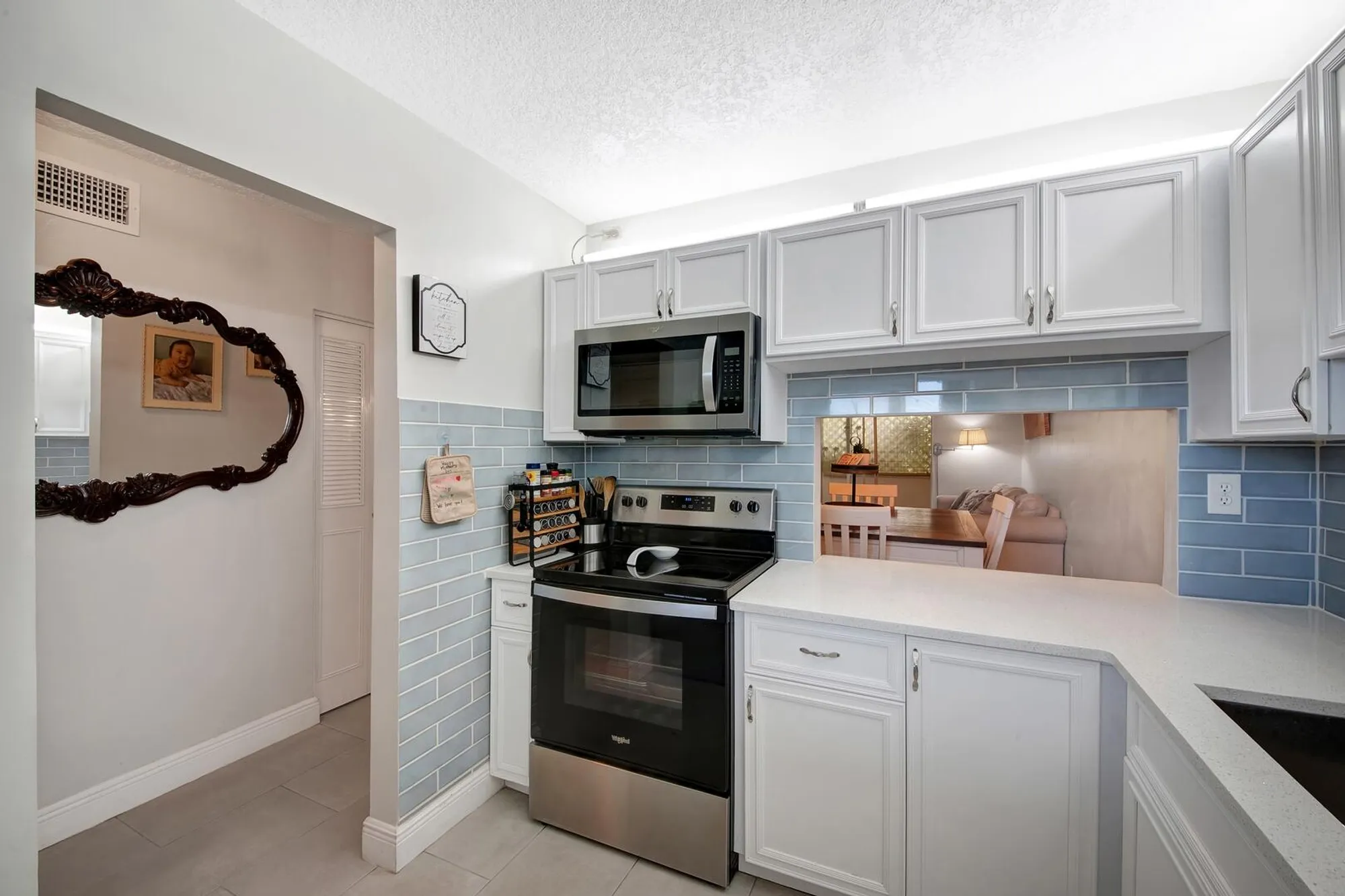 Property Slideshow image 11 of 24 | 2812 garden dr 109, Lake Worth, FL, 33461