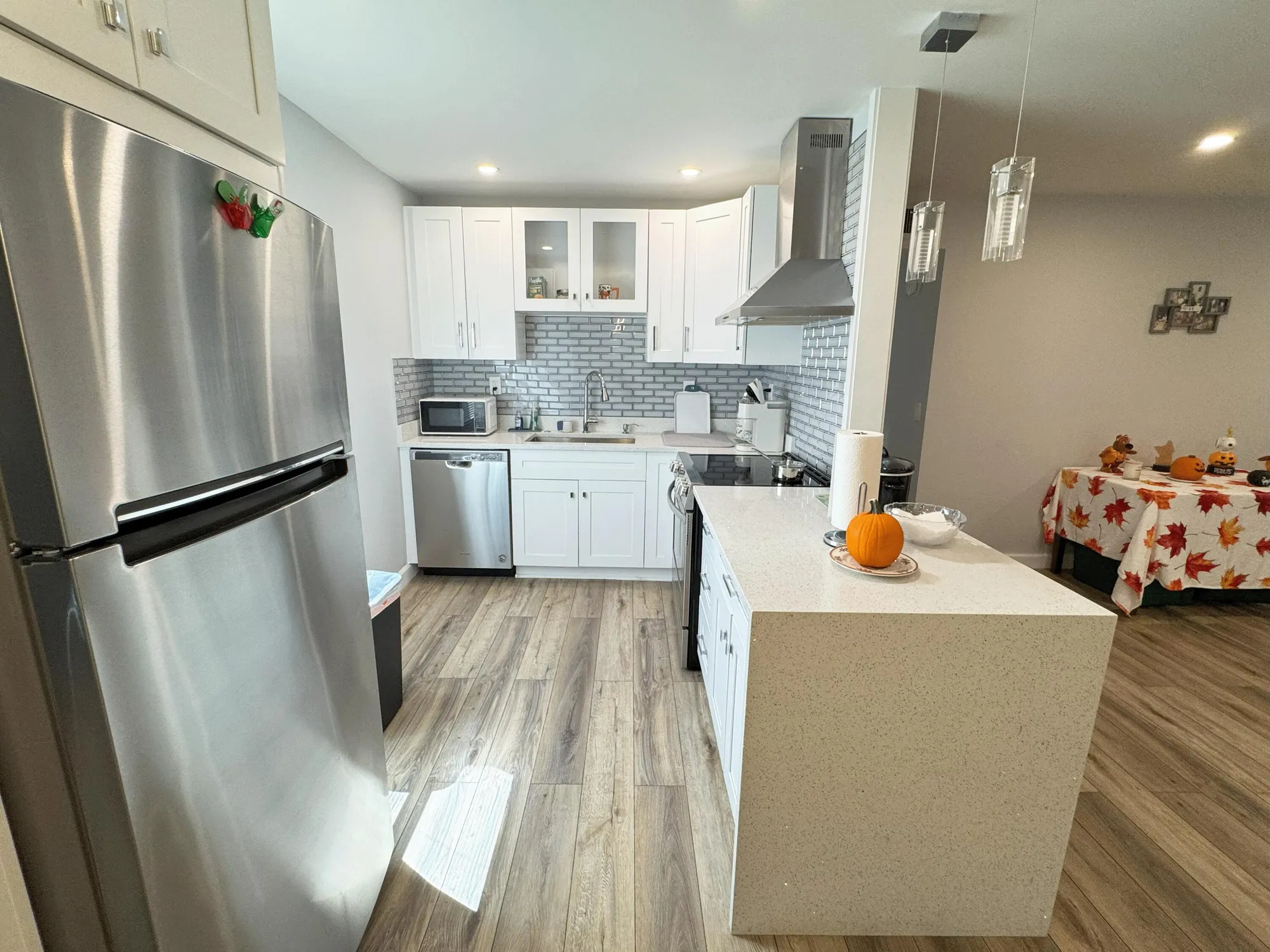 Property Slideshow image 1 of 37 | 812 burgundy q, Delray Beach, FL, 33484