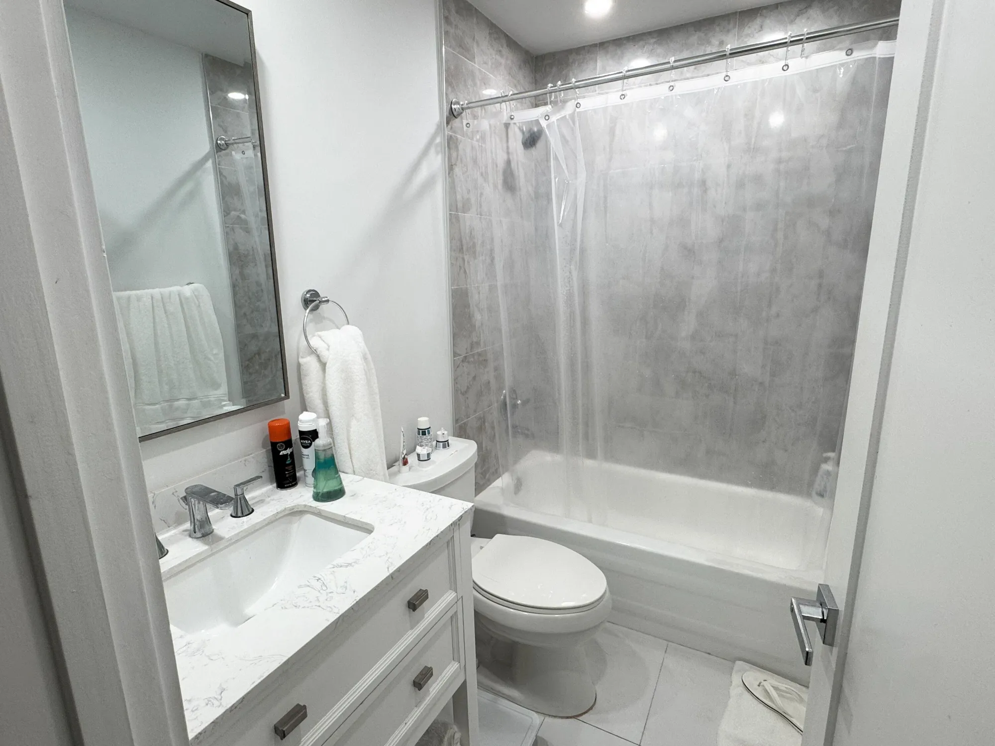 Property Slideshow image 7 of 37 | 812 burgundy q, Delray Beach, FL, 33484