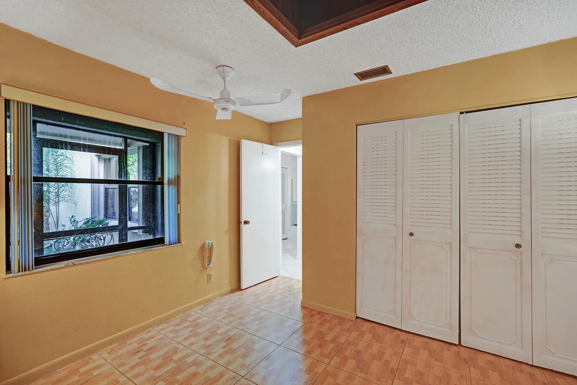 Property Slideshow image 31 of 63 | 2500 nw 10th st, Delray Beach, FL, 33445