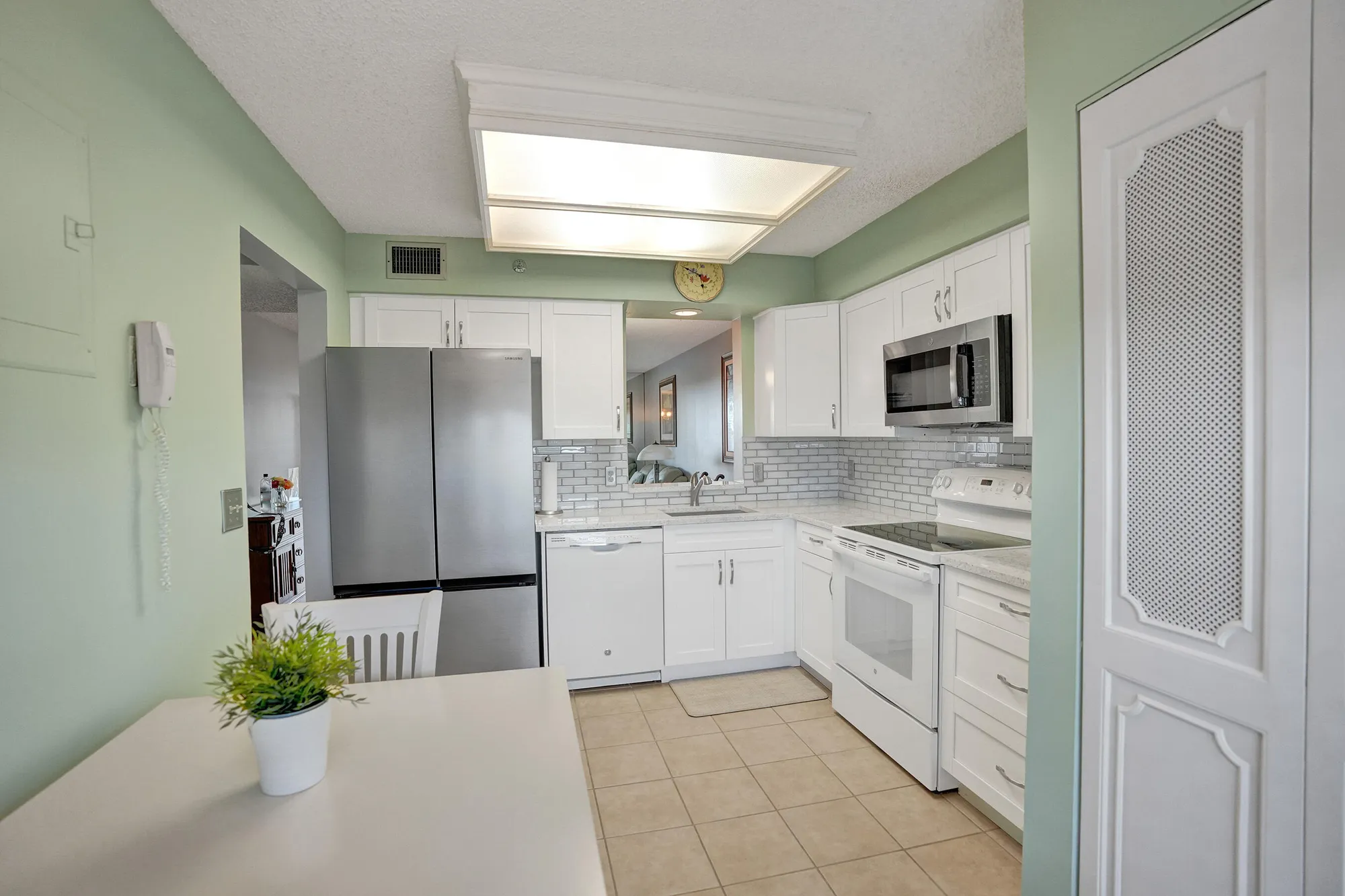 Property Slideshow image 1 of 36 | 14623 bonaire blvd apt 503, Delray Beach, FL, 33446