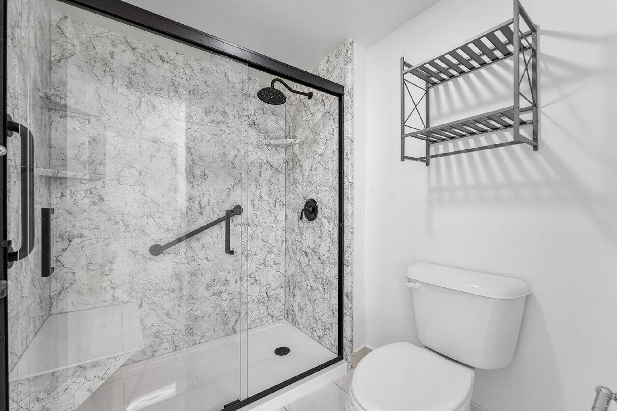 Property Slideshow image 23 of 53 | 8566 casa del lago 47 f, Boca Raton, FL, 33433