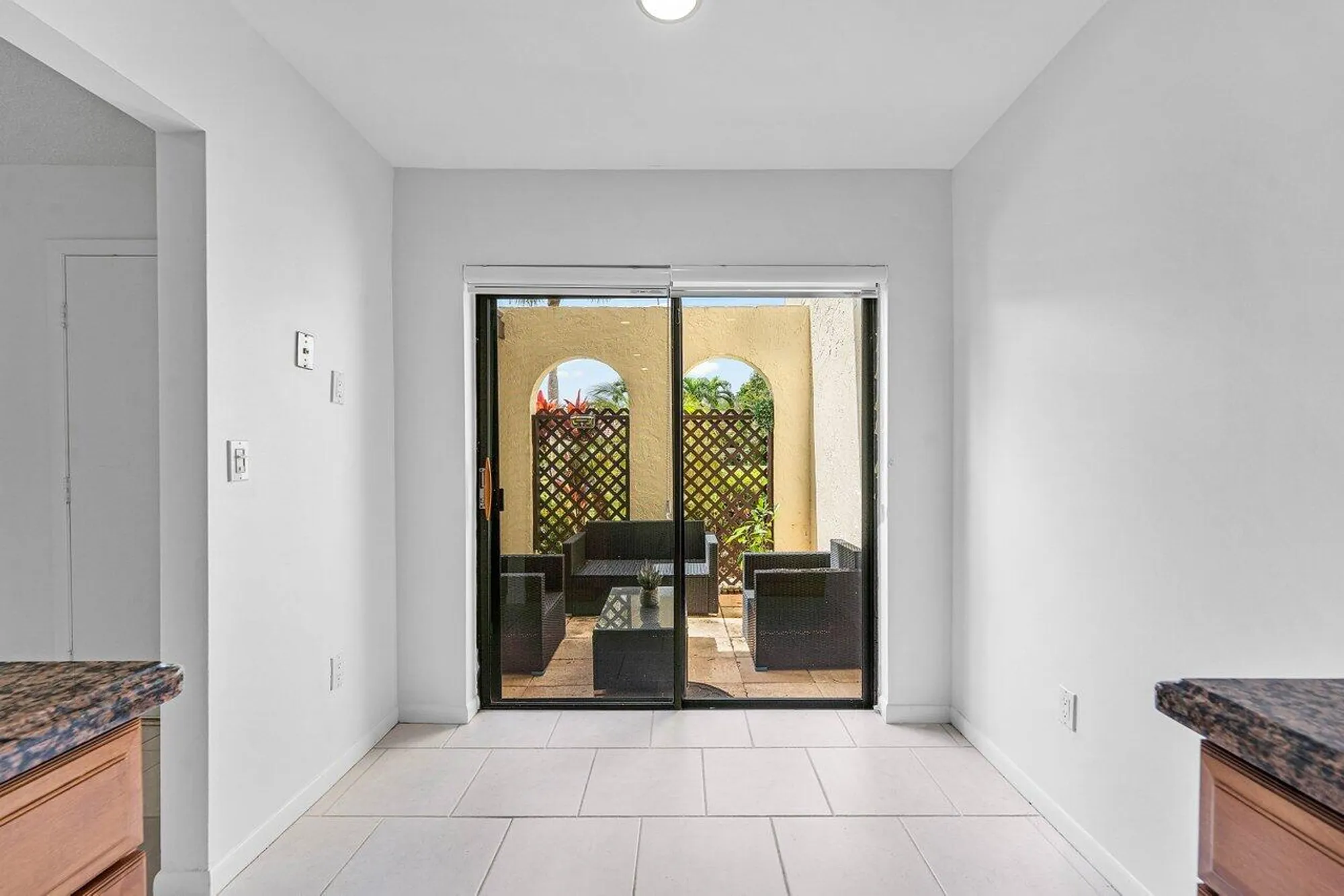 Property Slideshow image 26 of 53 | 8566 casa del lago 47 f, Boca Raton, FL, 33433