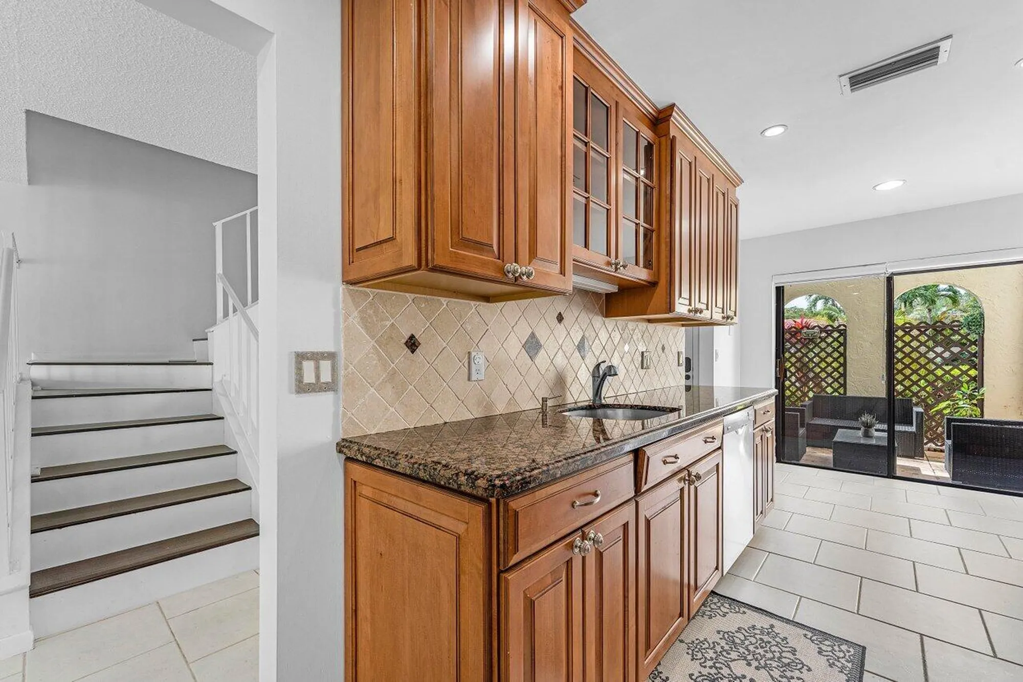 Property Slideshow image 10 of 53 | 8566 casa del lago 47 f, Boca Raton, FL, 33433