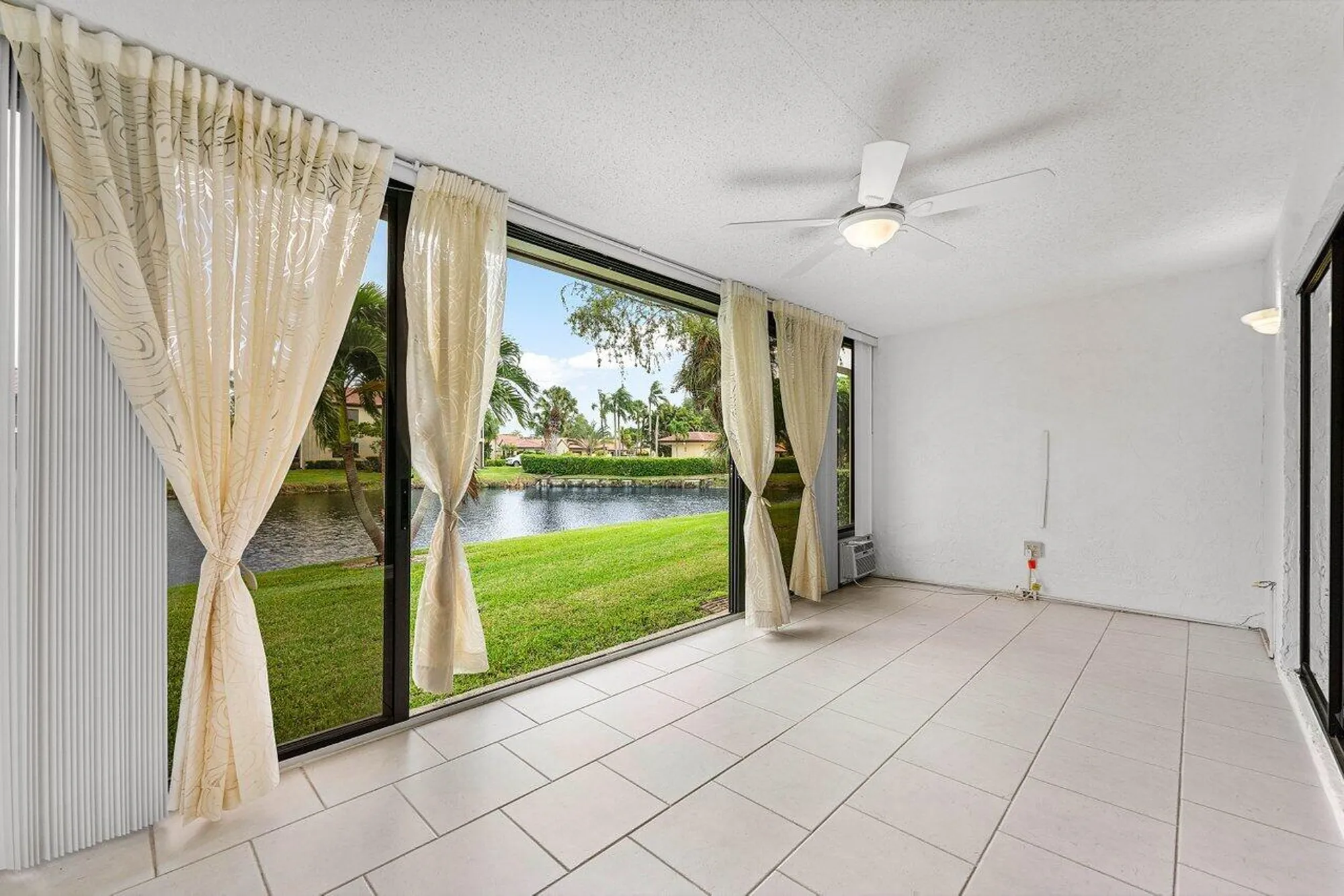 Property Slideshow image 30 of 53 | 8566 casa del lago 47 f, Boca Raton, FL, 33433