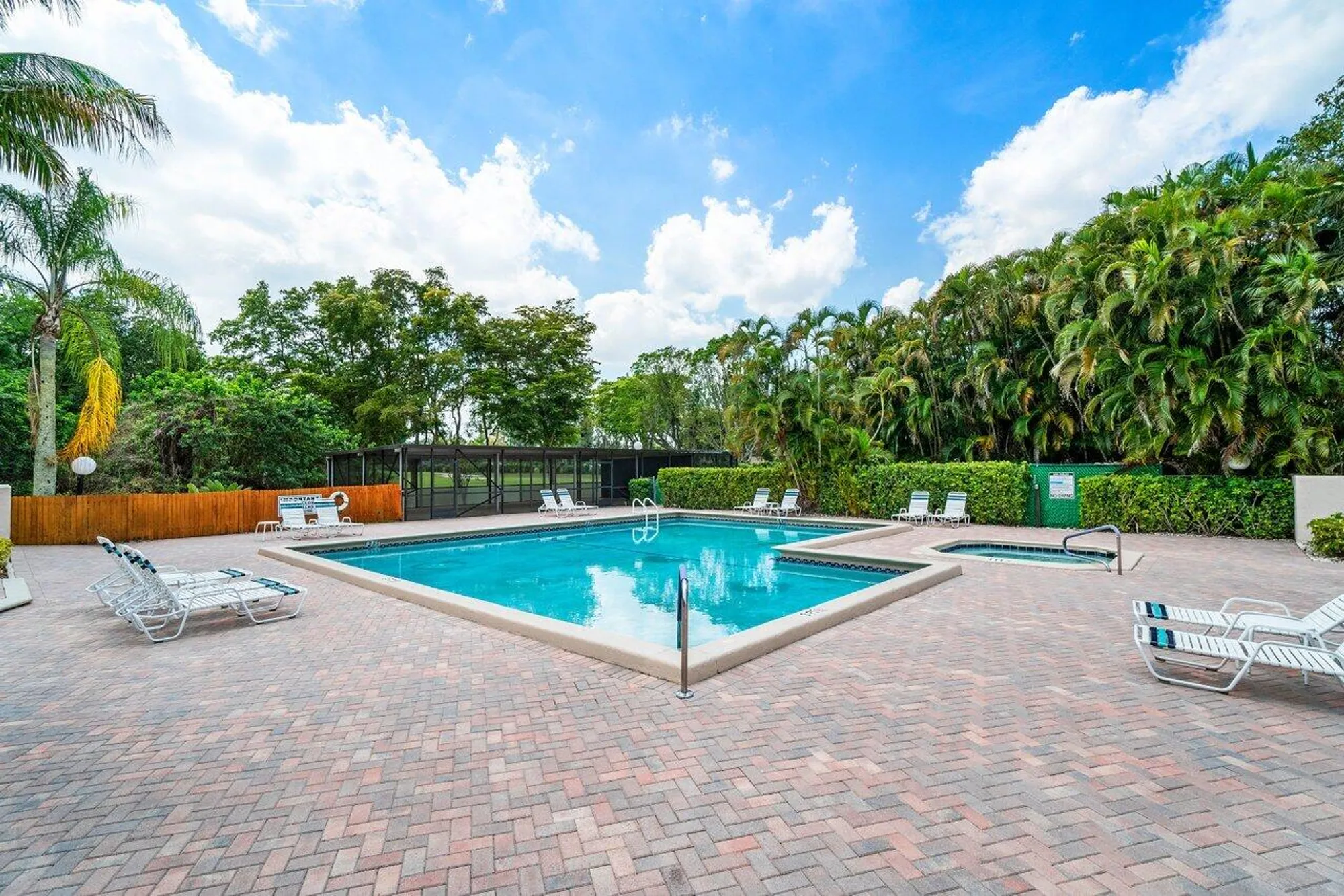 Property Slideshow image 49 of 53 | 8566 casa del lago 47 f, Boca Raton, FL, 33433