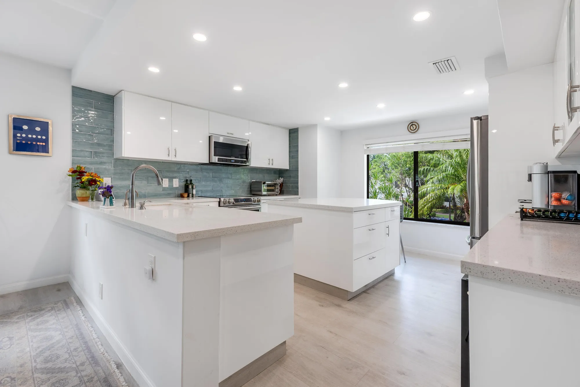 Property Slideshow image 8 of 75 | 15980 loch katrine trl apt 8104, Delray Beach, FL, 33446