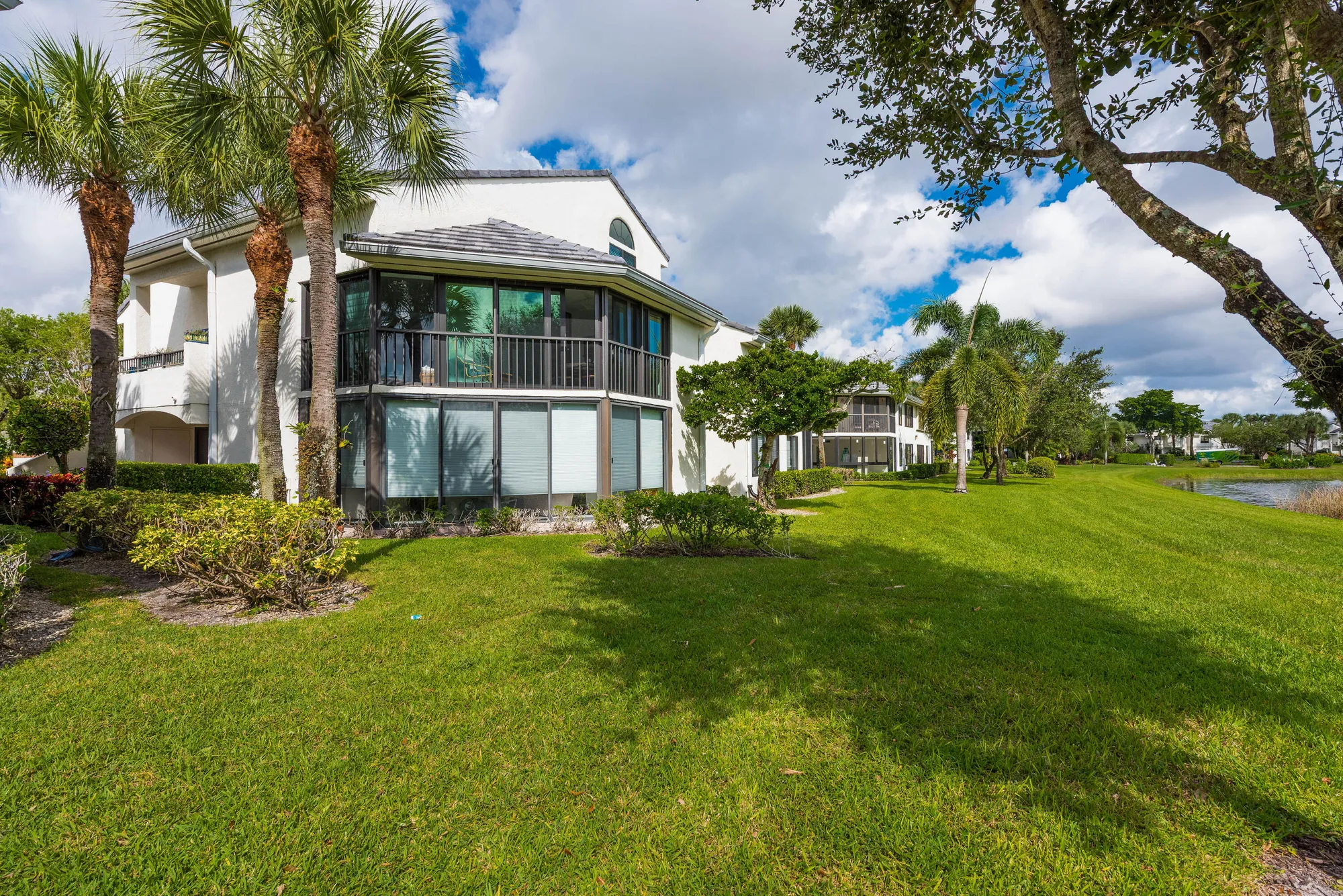 Property Slideshow image 28 of 75 | 15980 loch katrine trl apt 8104, Delray Beach, FL, 33446