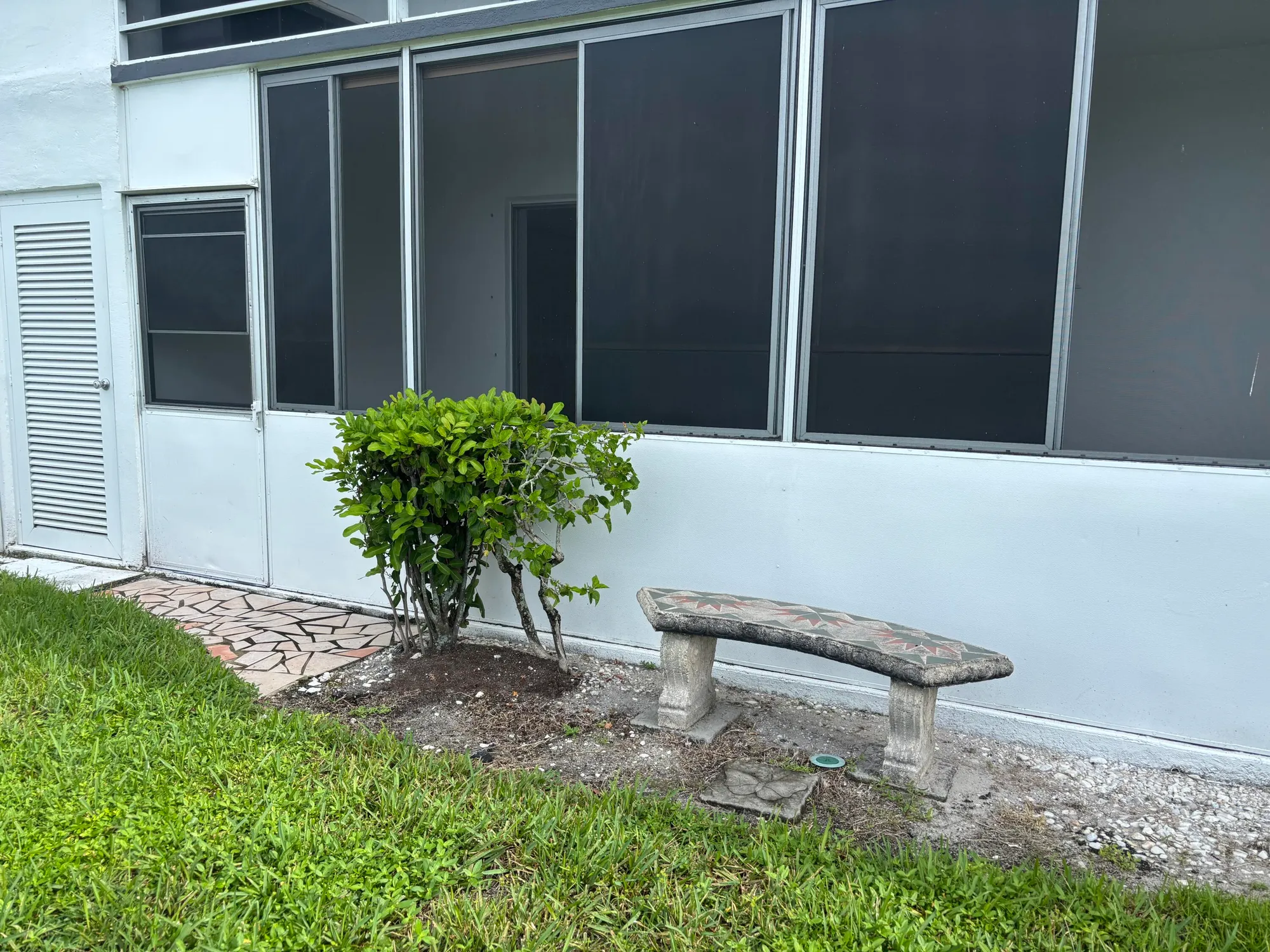 Property Slideshow image 22 of 25 | 254 chatham m, West Palm Beach, FL, 33417