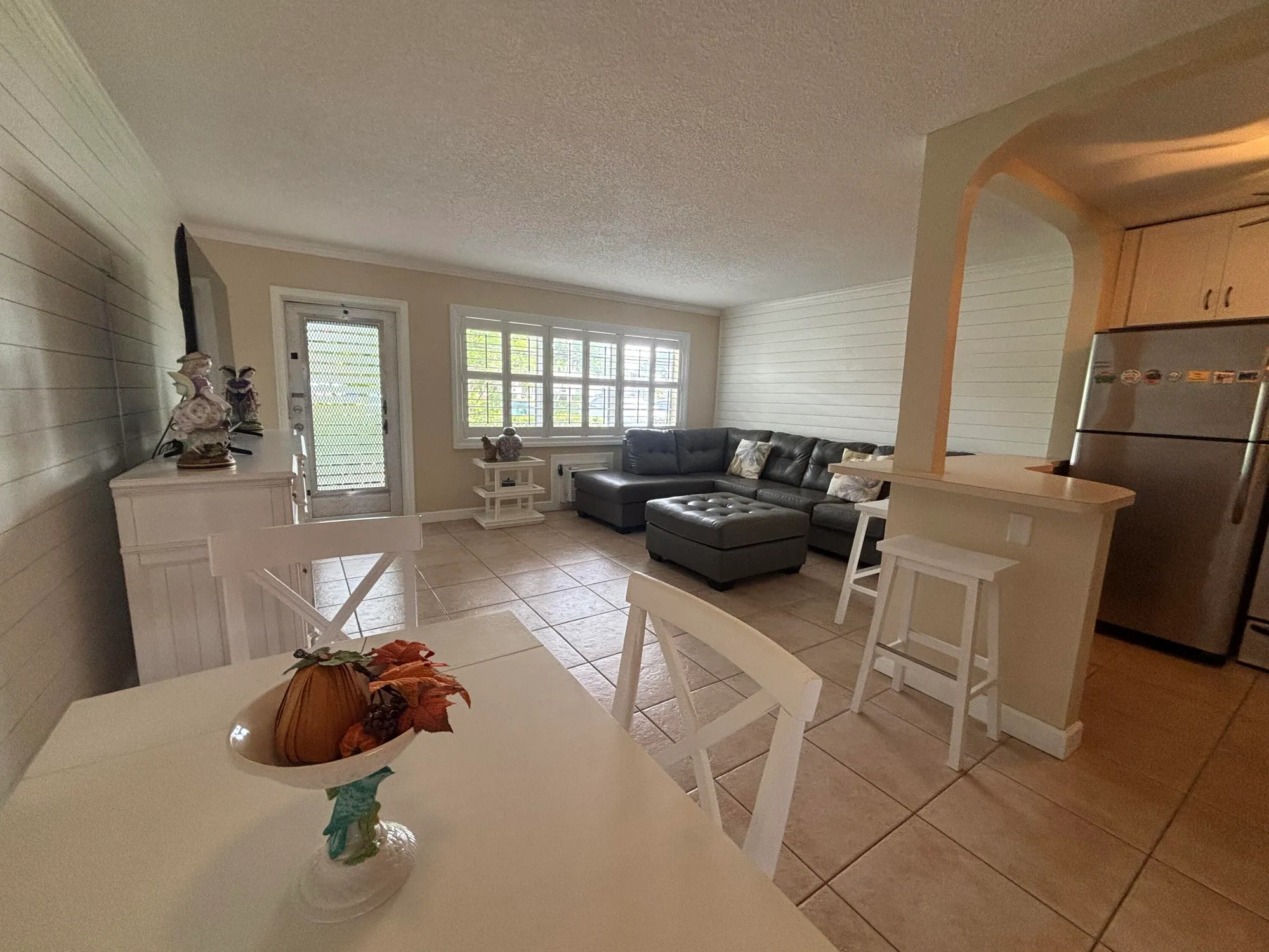 Property Slideshow image 11 of 25 | 254 chatham m, West Palm Beach, FL, 33417