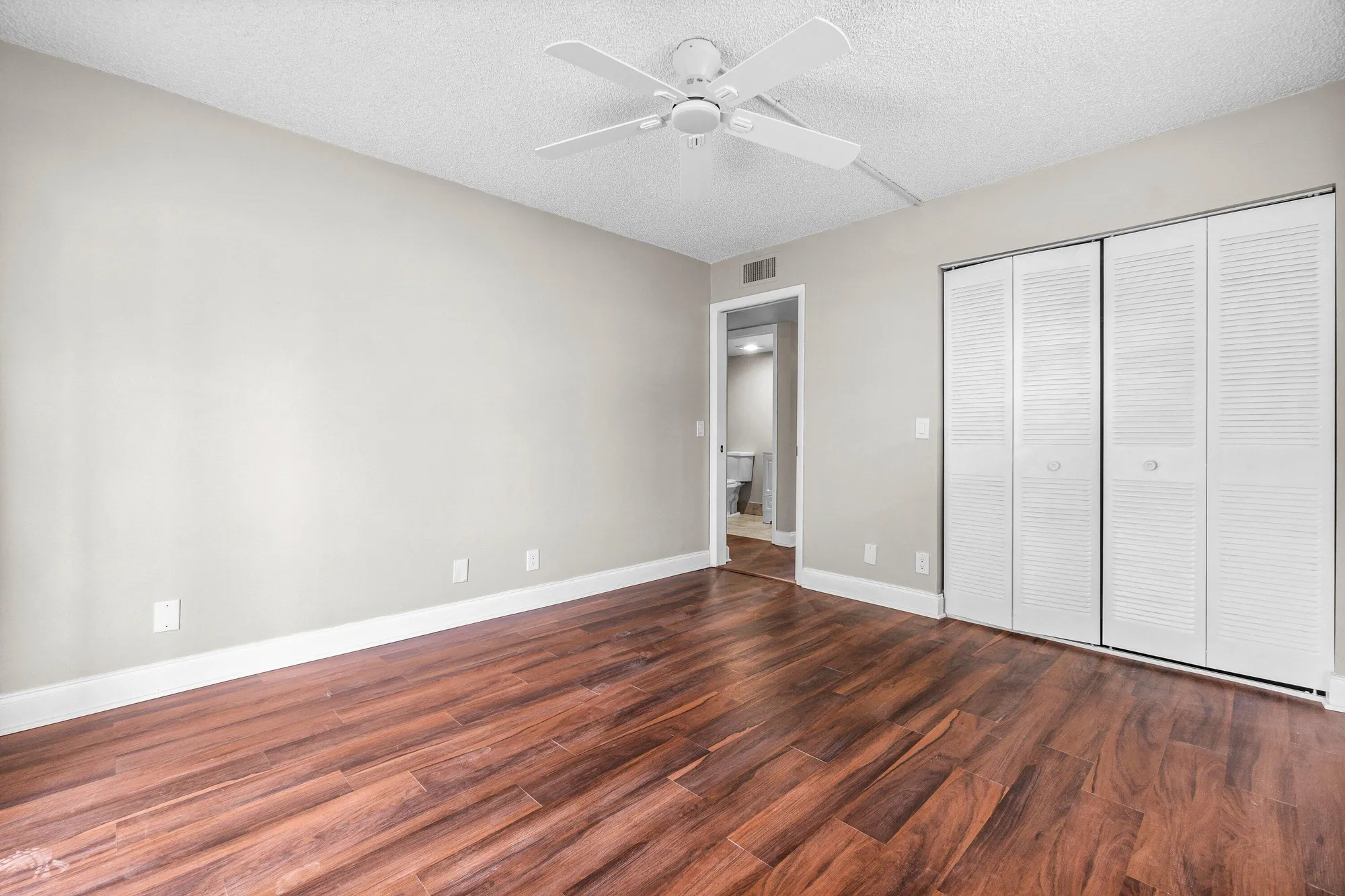 Property Slideshow image 16 of 34 | 733 normandy p # 733, Delray Beach, FL, 33484