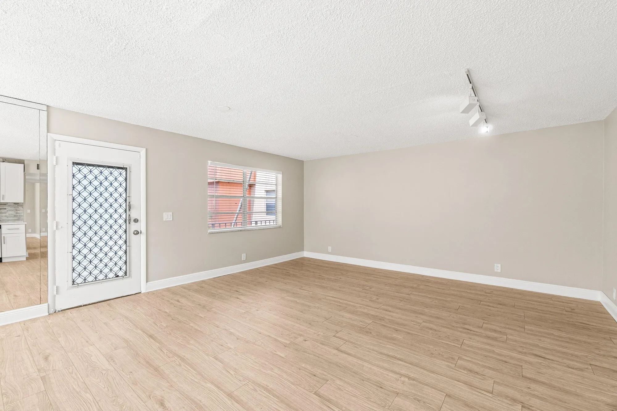 Property Slideshow image 14 of 38 | 222 piedmont e unit e, Delray Beach, FL, 33484