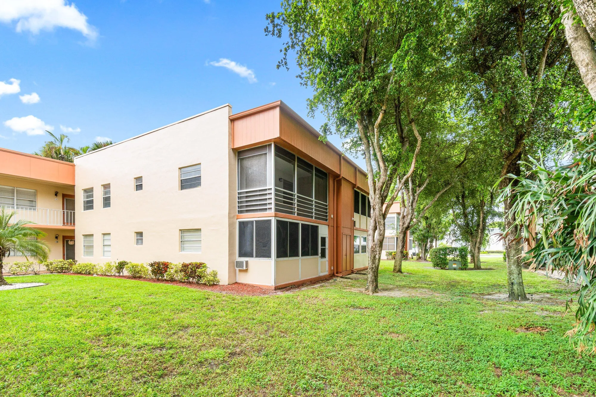 Property Slideshow image 27 of 38 | 222 piedmont e unit e, Delray Beach, FL, 33484