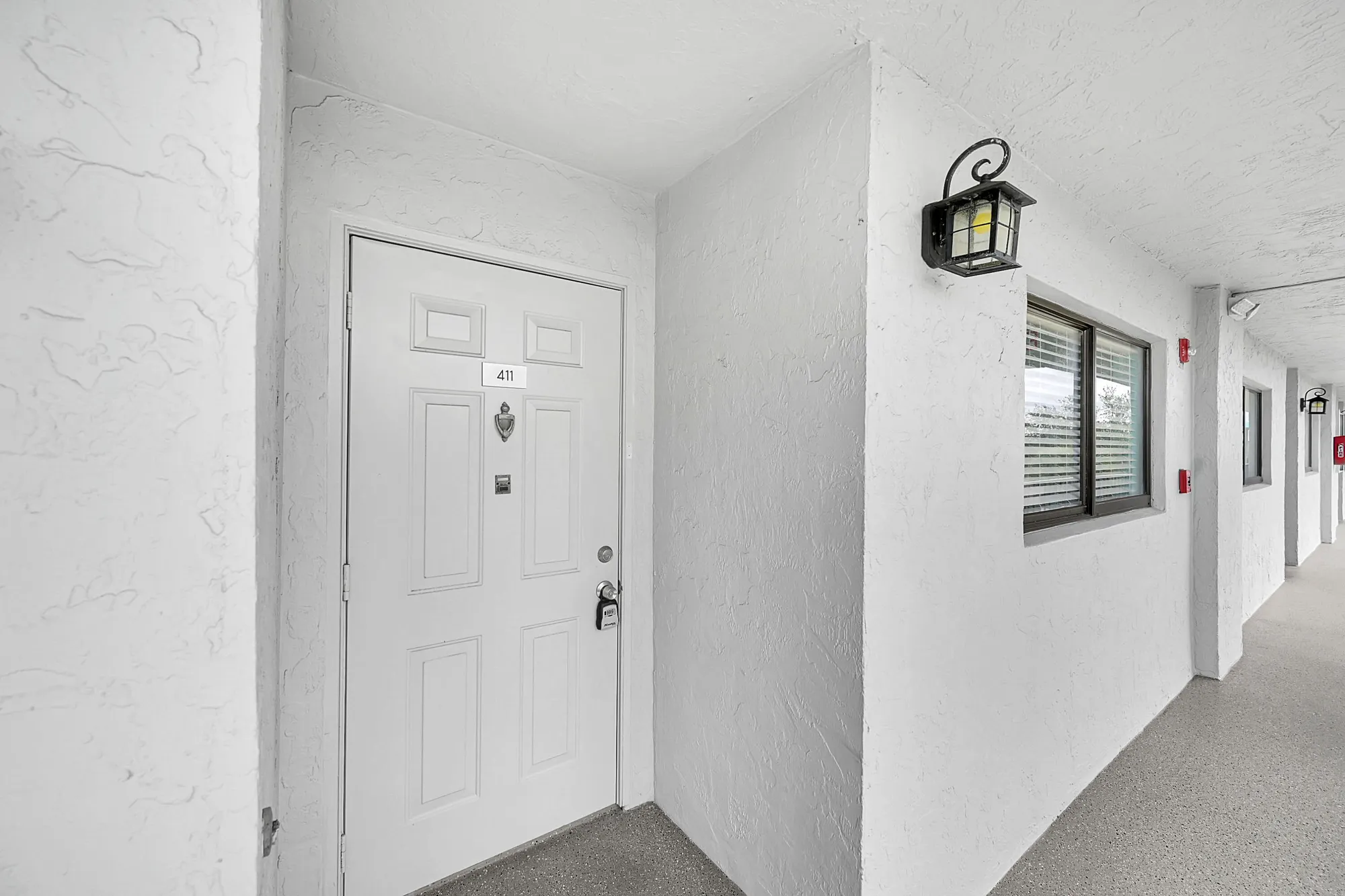 Property Slideshow image 28 of 42 | 4725 lucerne lakes blvd 411, Lake Worth, FL, 33467