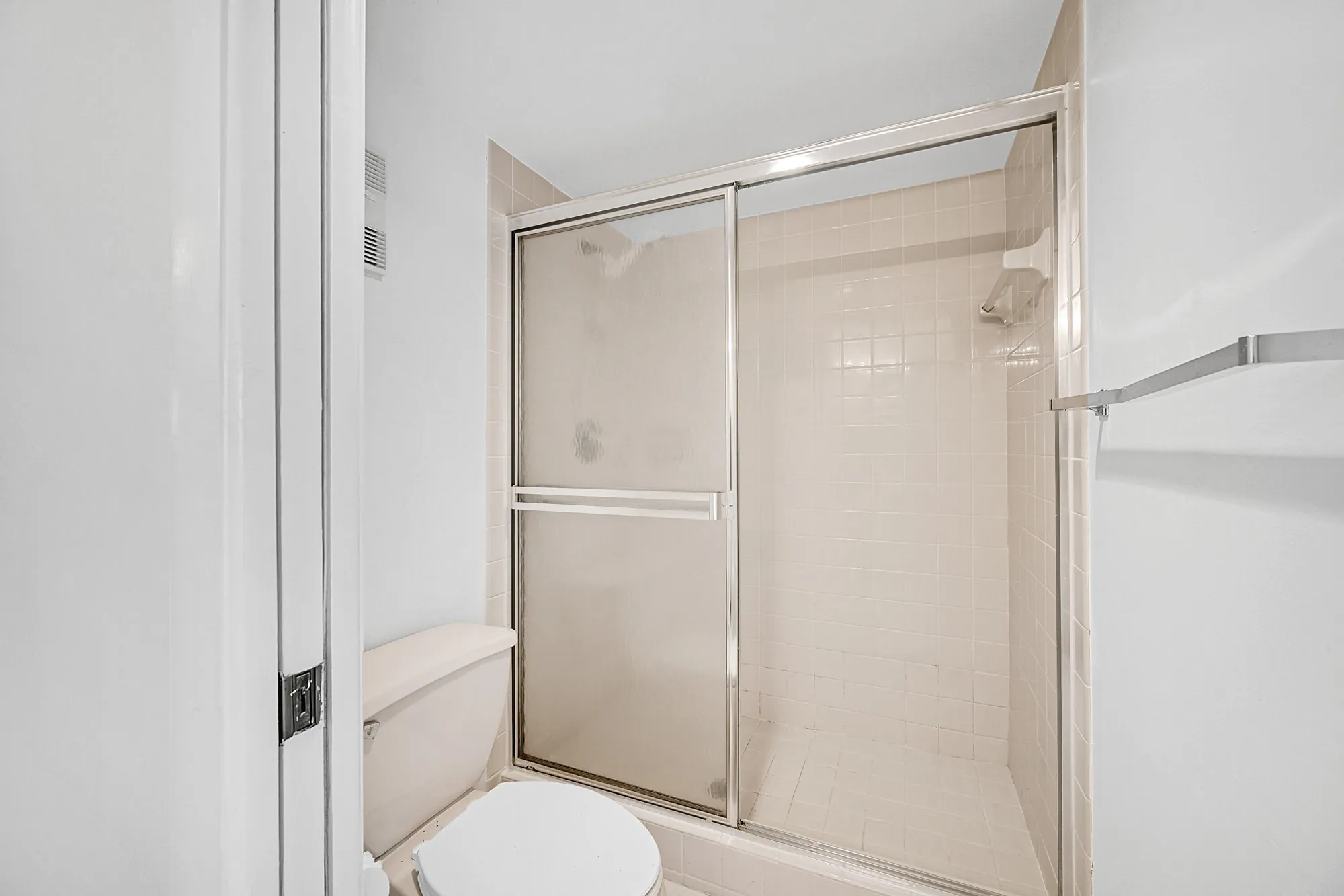 Property Slideshow image 18 of 42 | 4725 lucerne lakes blvd 411, Lake Worth, FL, 33467