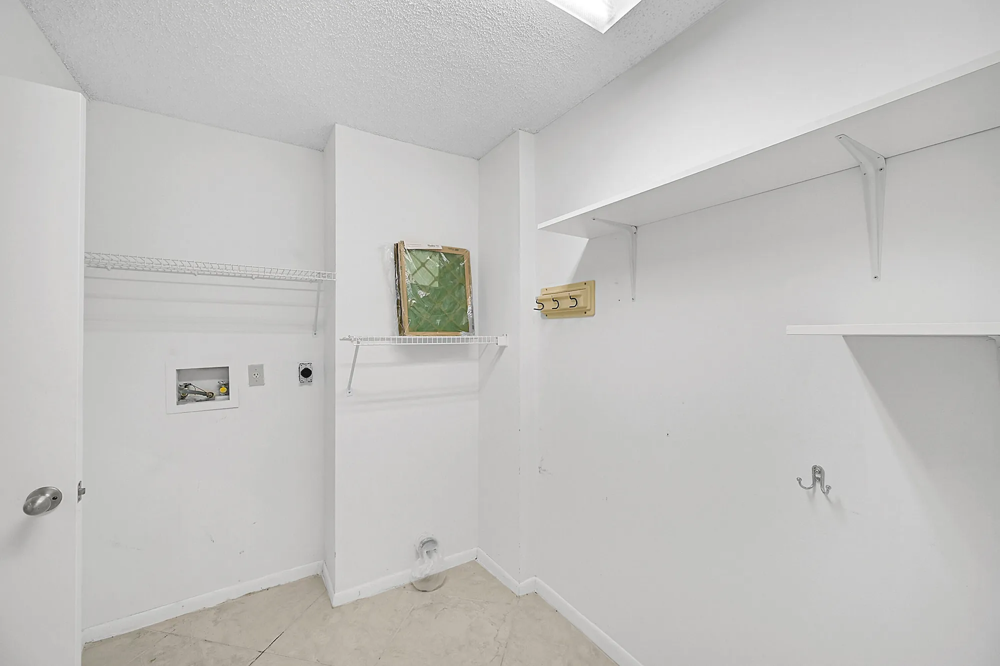 Property Slideshow image 23 of 42 | 4725 lucerne lakes blvd 411, Lake Worth, FL, 33467