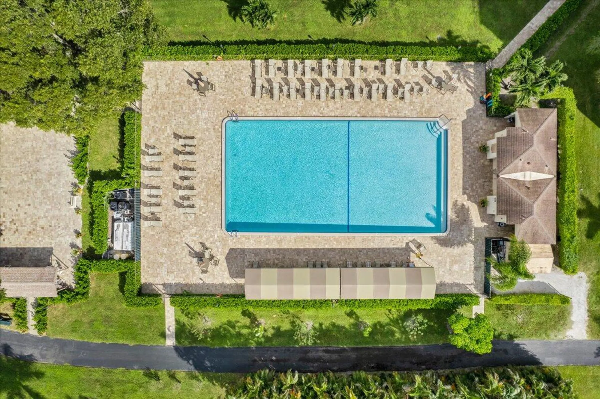 Property Slideshow image 30 of 39 | 14475 strathmore ln apt 402, Delray Beach, FL, 33446