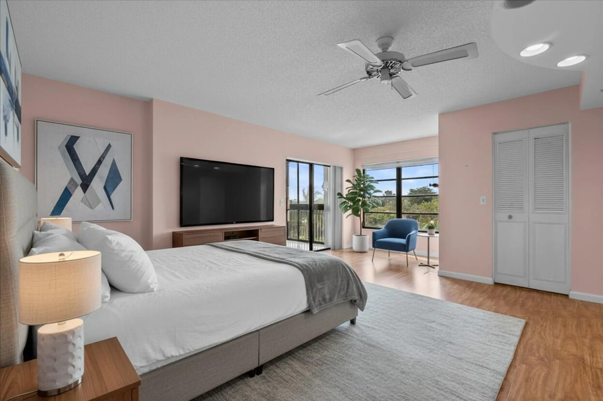 Property Slideshow image 11 of 39 | 14475 strathmore ln apt 402, Delray Beach, FL, 33446