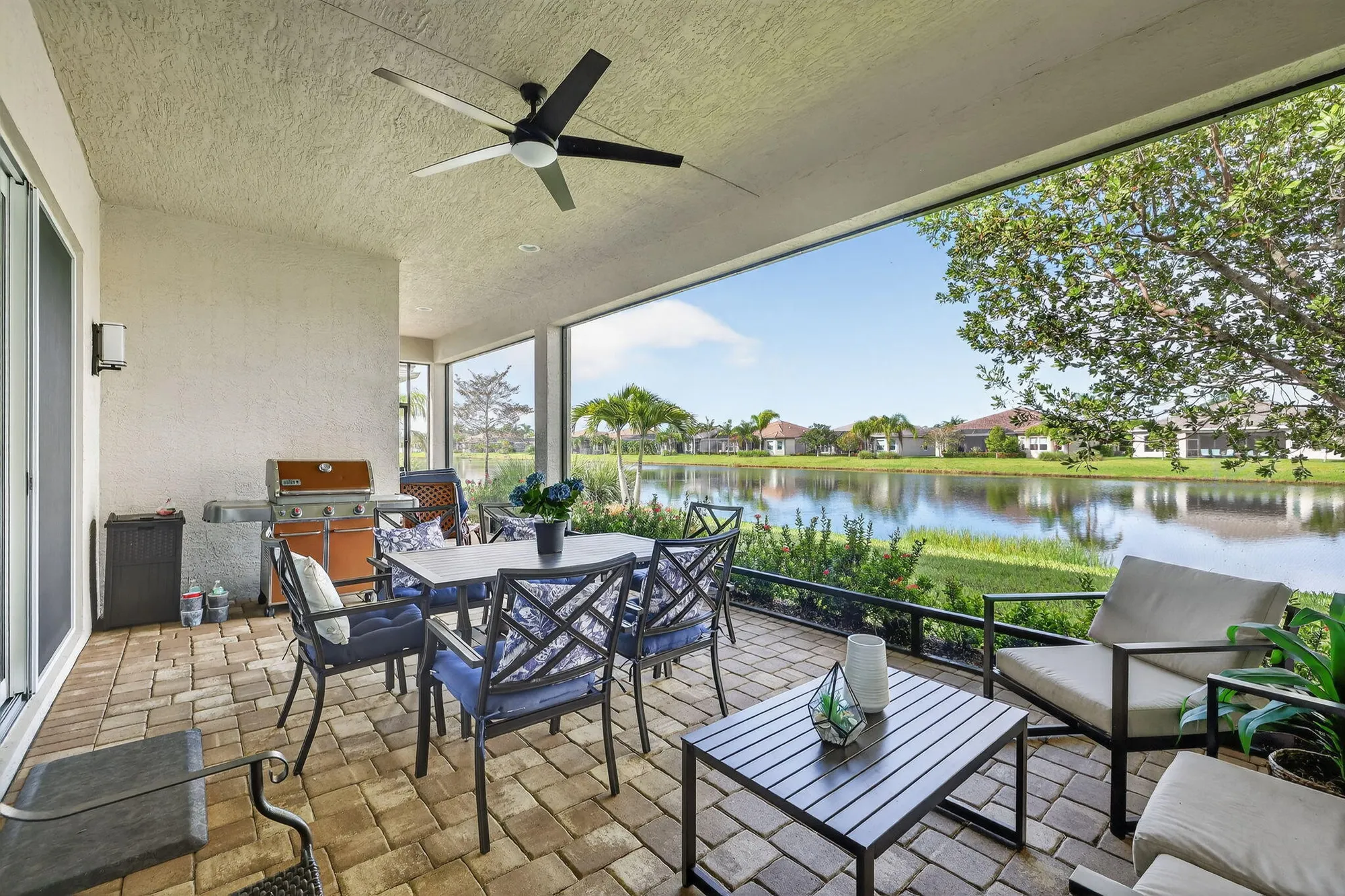 Property Slideshow image 33 of 105 | 11015 sw ivory springs ln, Port Saint Lucie, FL, 34987