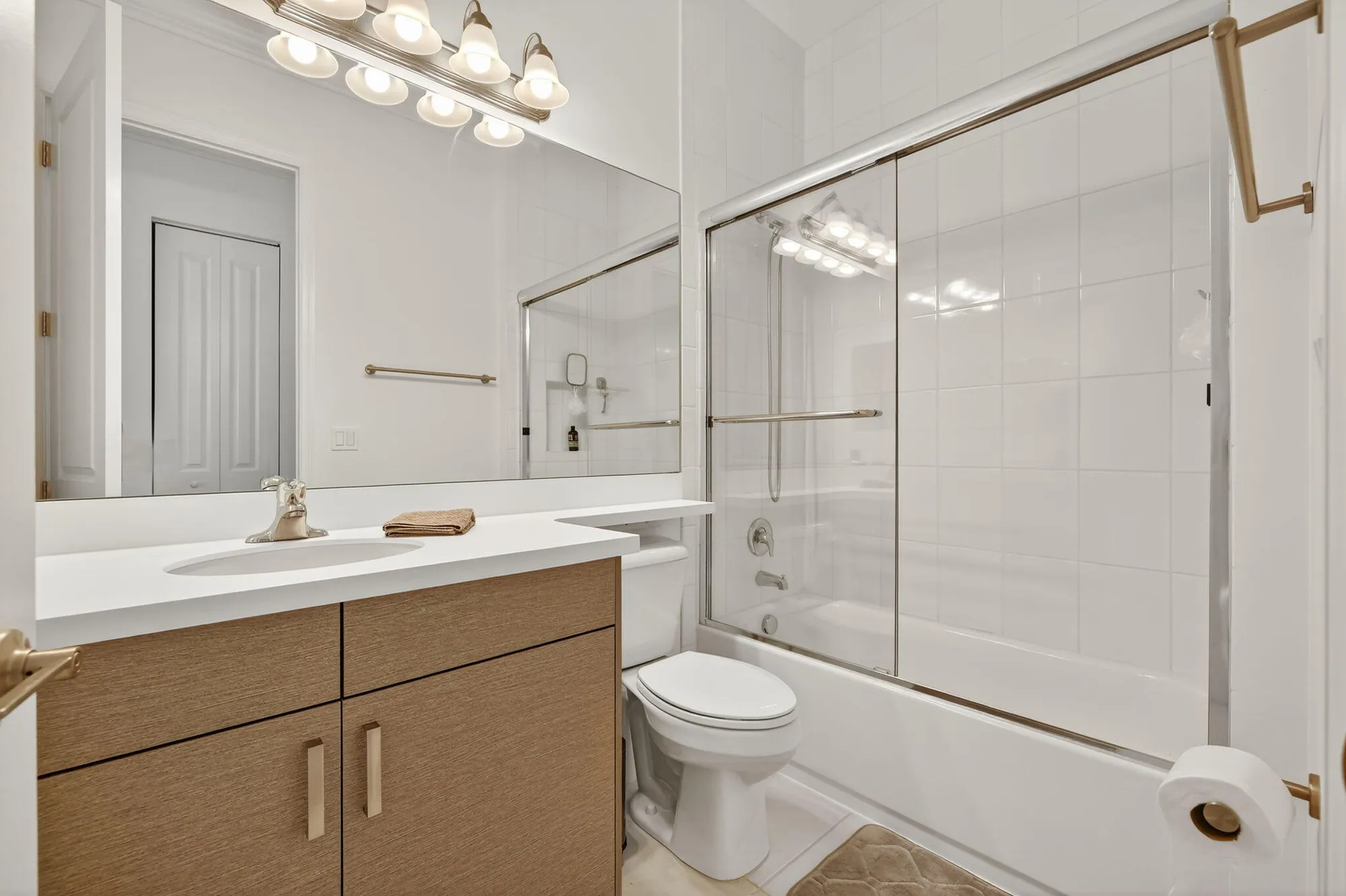 Property Slideshow image 28 of 105 | 11015 sw ivory springs ln, Port Saint Lucie, FL, 34987