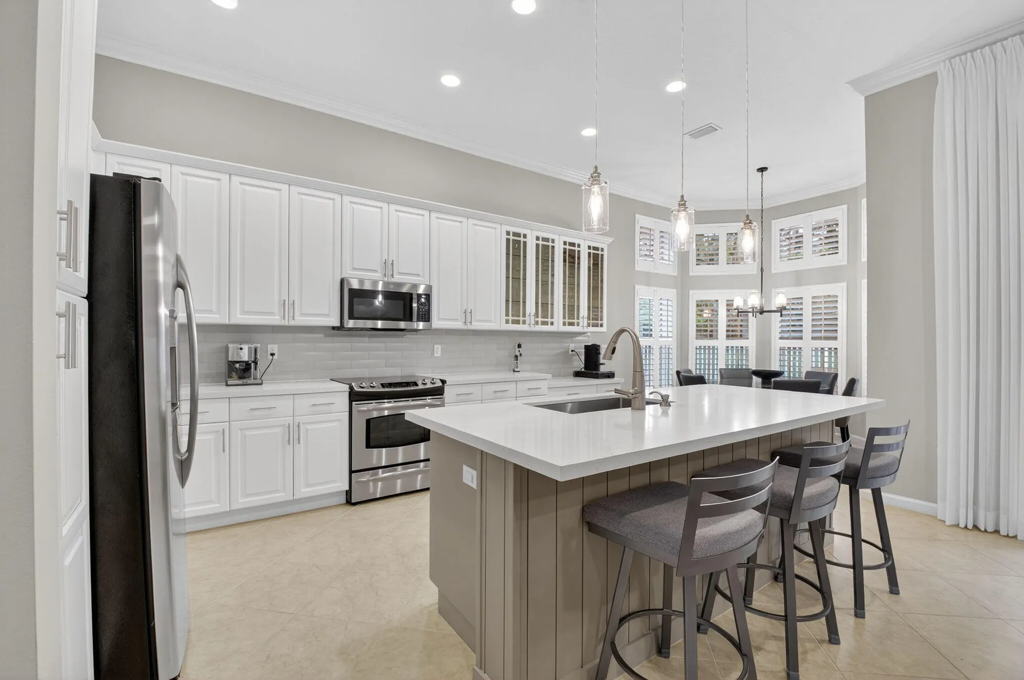Property Slideshow image 13 of 89 | 7159 imperial beach cir, Delray Beach, FL, 33446