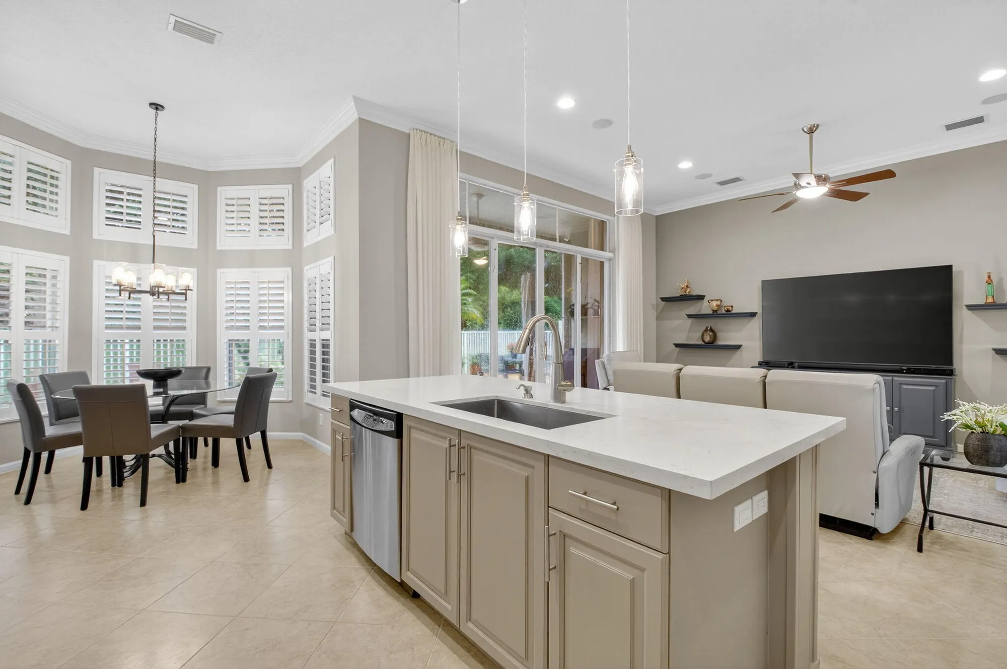 Property Slideshow image 19 of 89 | 7159 imperial beach cir, Delray Beach, FL, 33446