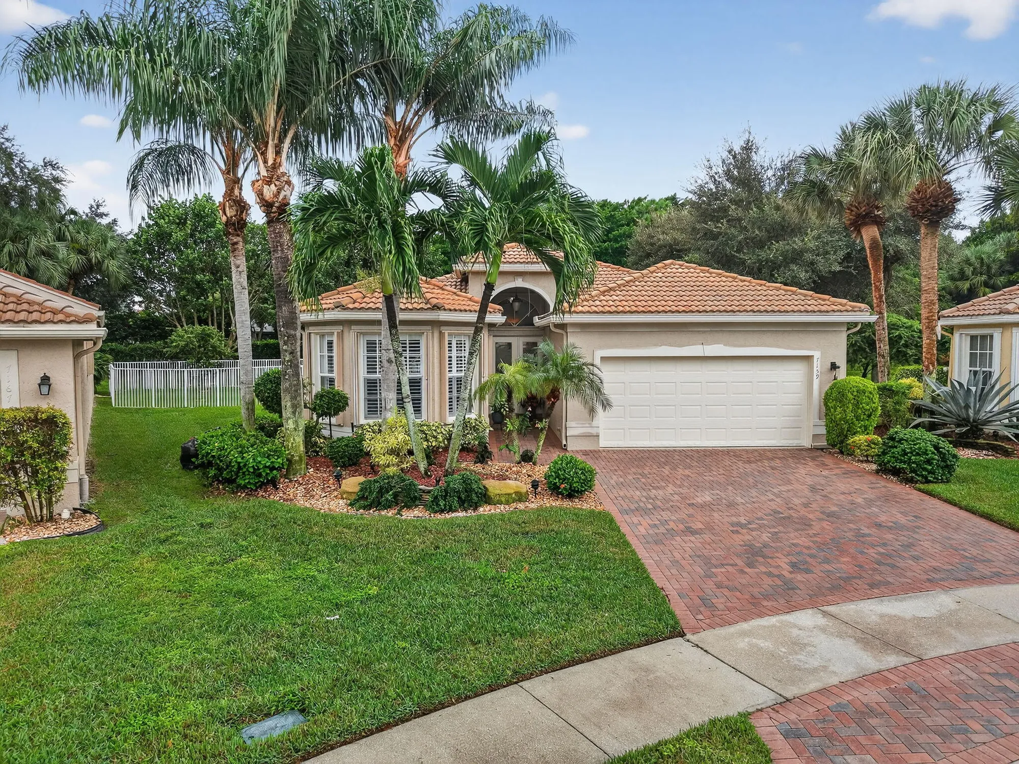 Property Slideshow image 2 of 89 | 7159 imperial beach cir, Delray Beach, FL, 33446