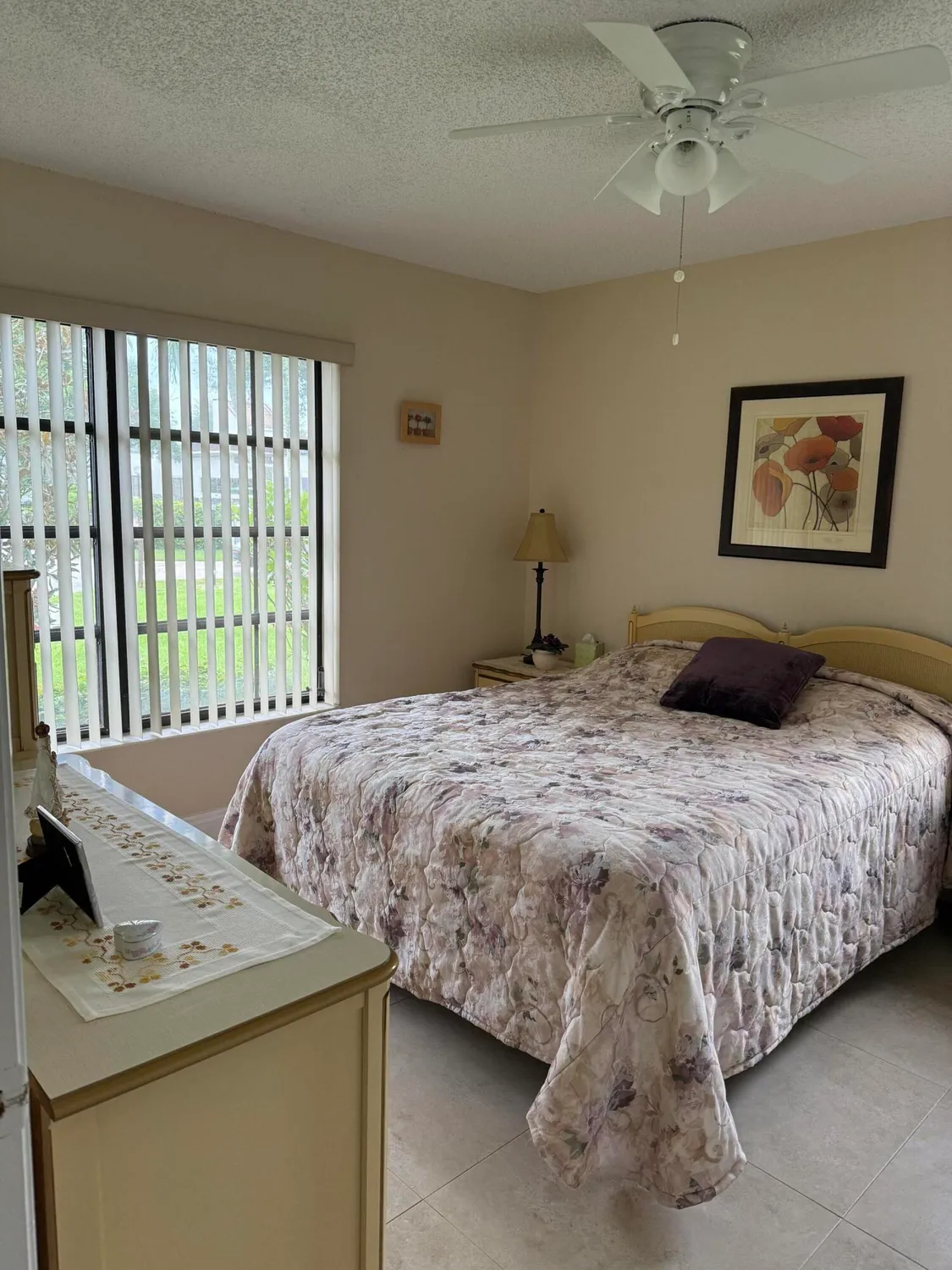 Property Slideshow image 7 of 11 | 6289 red cedar cir, Greenacres, FL, 33463