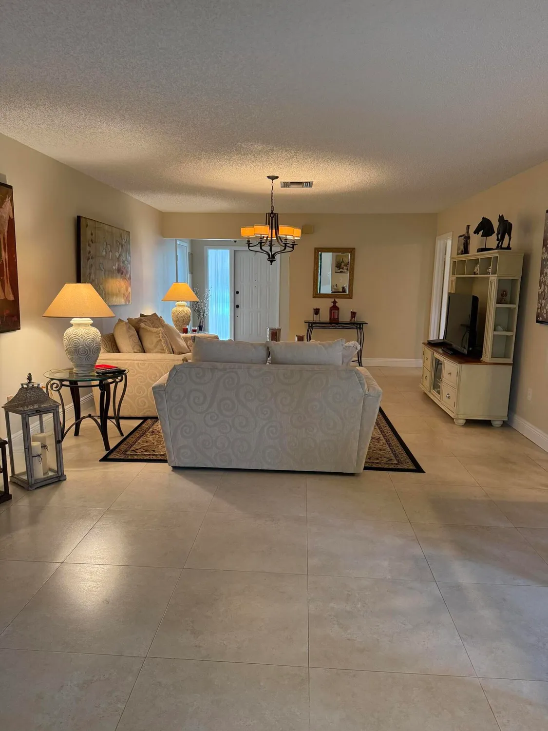 Property Slideshow image 2 of 11 | 6289 red cedar cir, Greenacres, FL, 33463