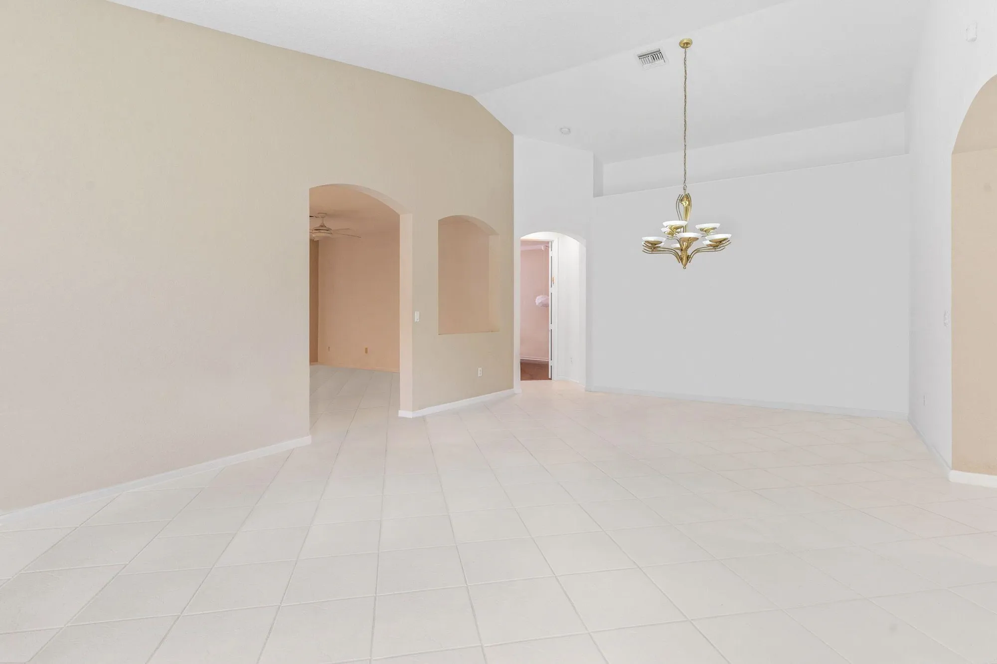 Property Slideshow image 9 of 49 | 6677 southport dr, Boynton Beach, FL, 33472