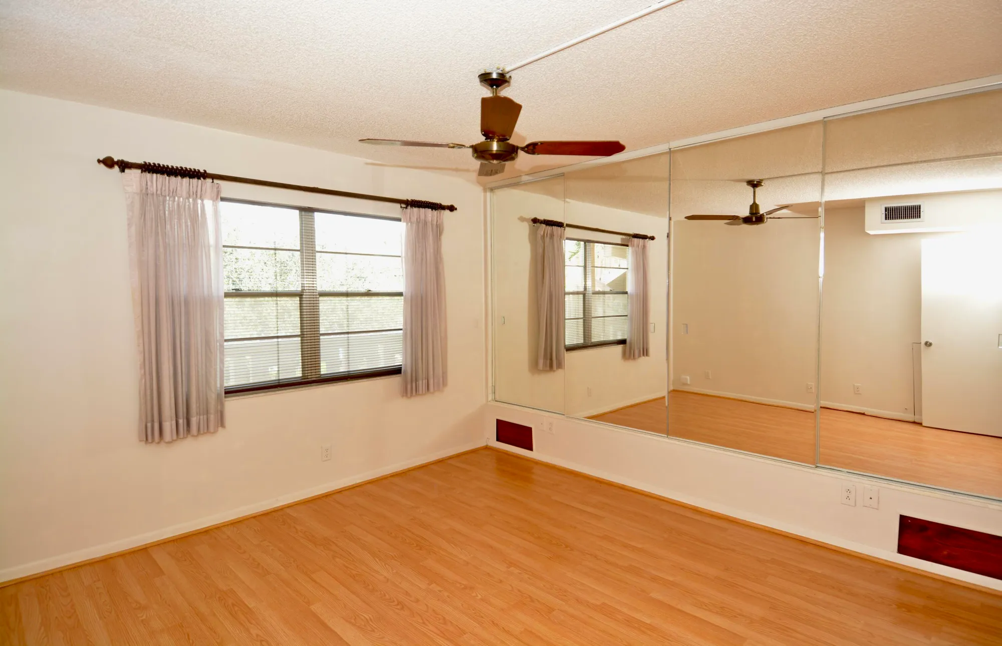 Property Slideshow image 10 of 18 | 3003 portofino isle b3, Coconut Creek, FL, 33066