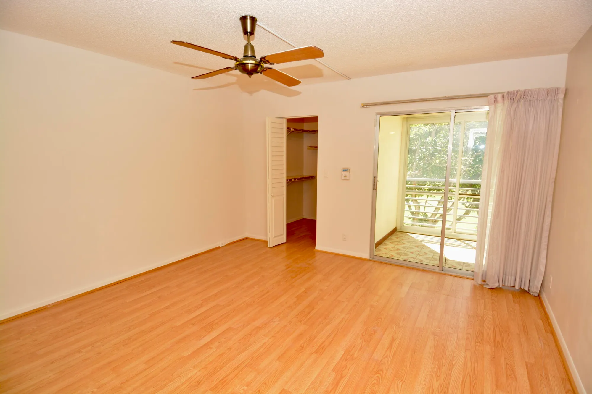 Property Slideshow image 7 of 18 | 3003 portofino isle b3, Coconut Creek, FL, 33066
