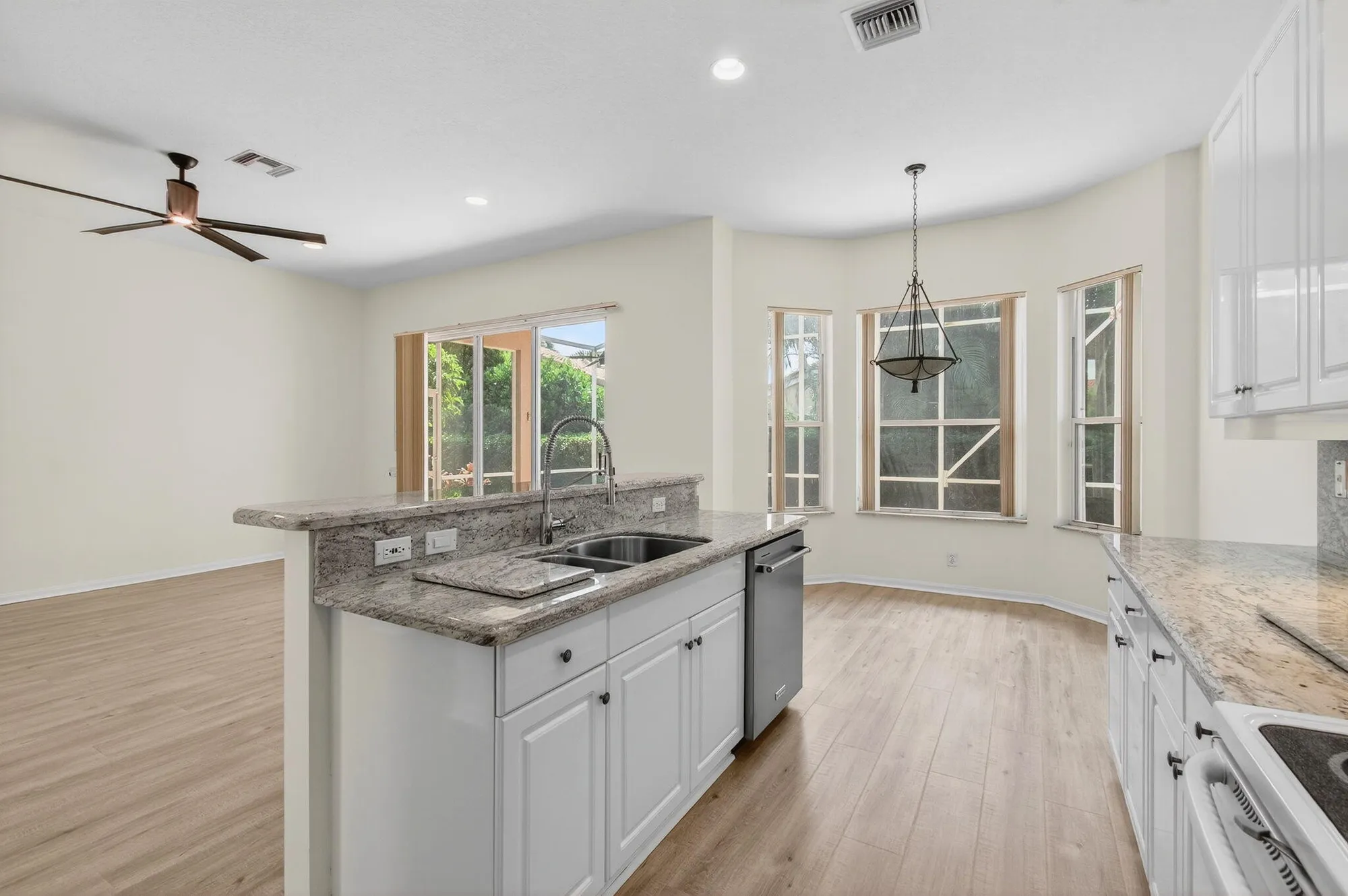 Property Slideshow image 51 of 129 | 7314 toscane ct, Boynton Beach, FL, 33437
