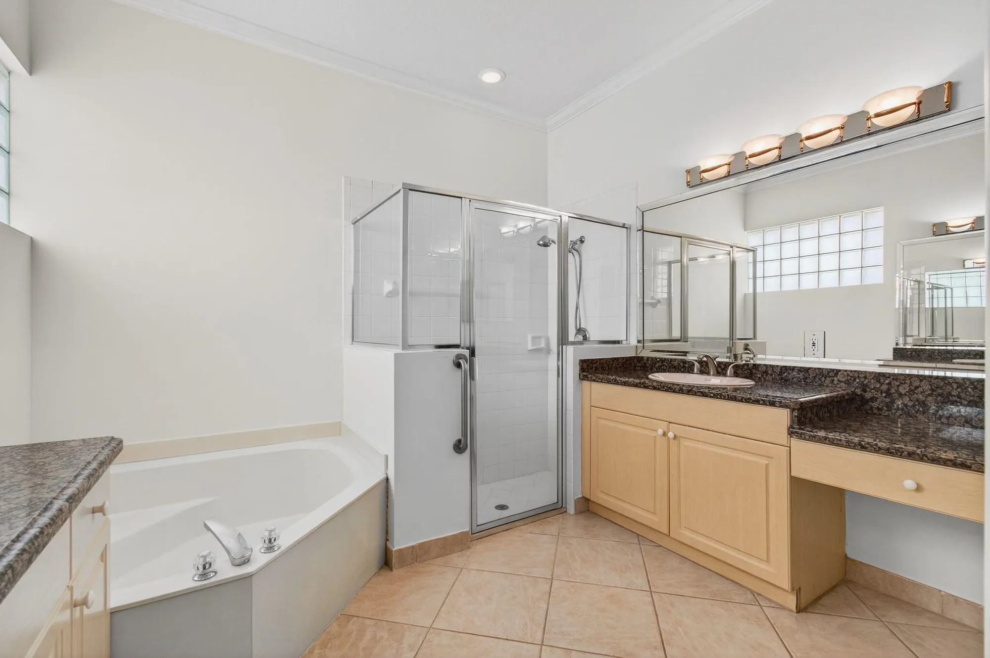 Property Slideshow image 26 of 129 | 7314 toscane ct, Boynton Beach, FL, 33437