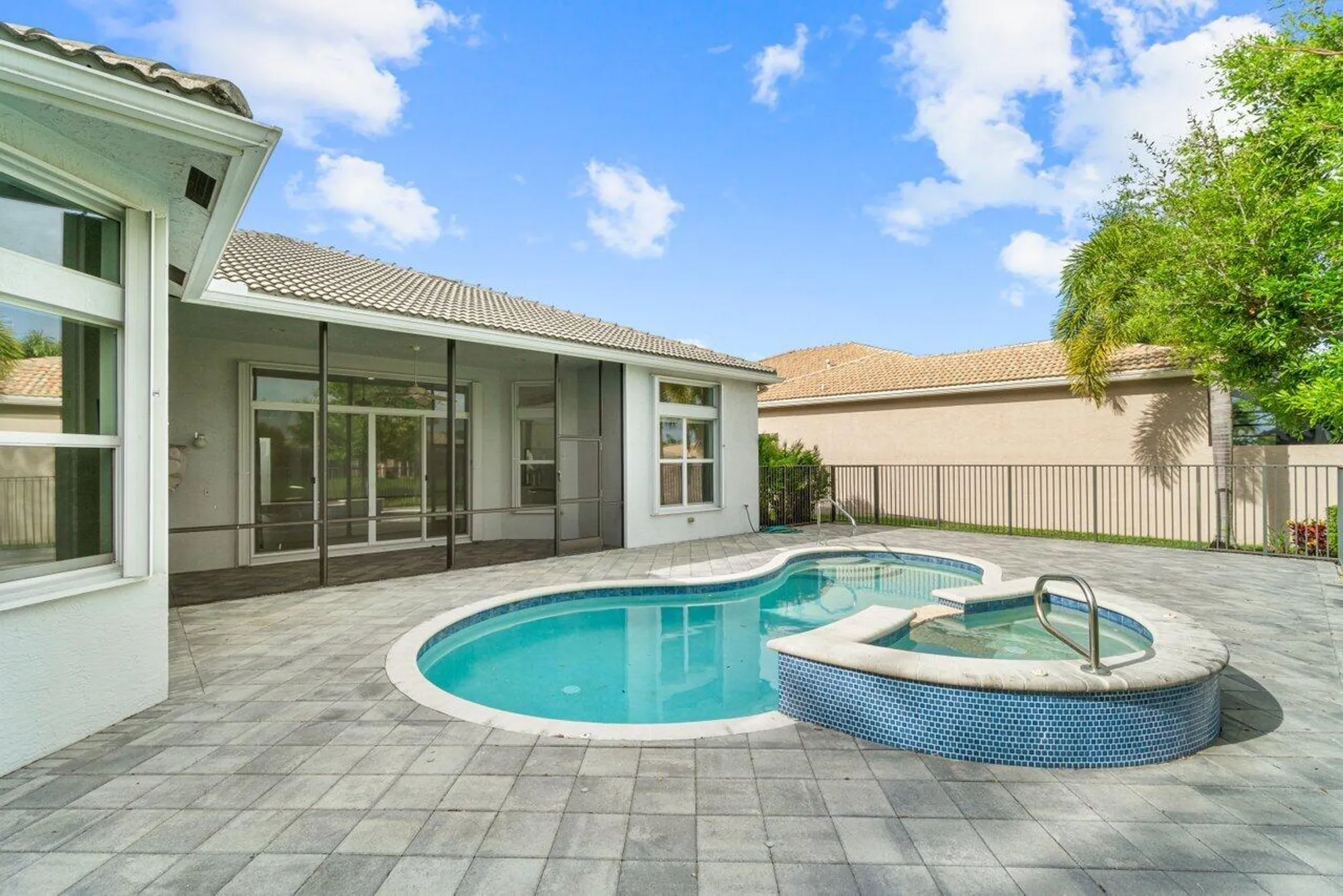 Property Slideshow image 36 of 42 | 9039 ribbons ridge pt, Boynton Beach, FL, 33473
