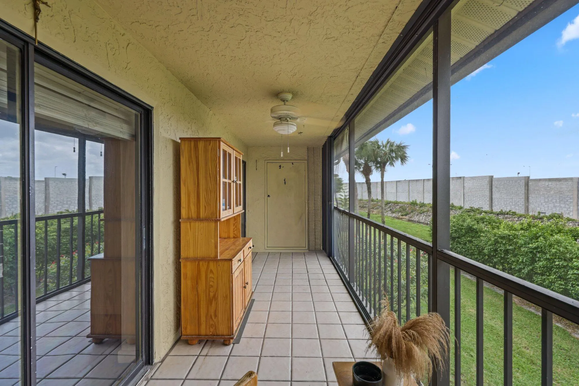 Property Slideshow image 21 of 28 | 7891 willow spring dr 1022, Lake Worth, FL, 33467