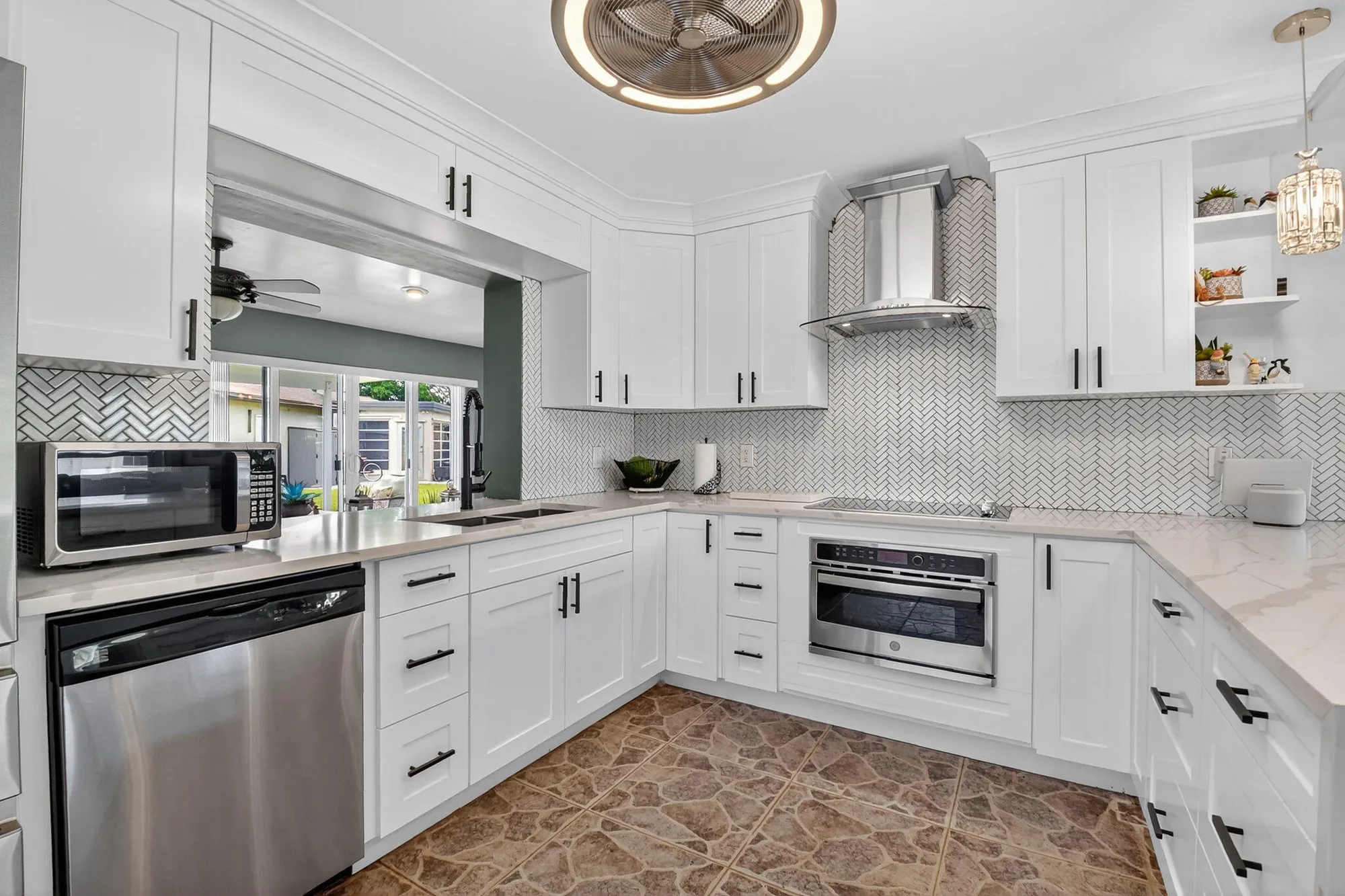 Property Slideshow image 13 of 48 | 4158 pine aire dr, Lake Worth, FL, 33467