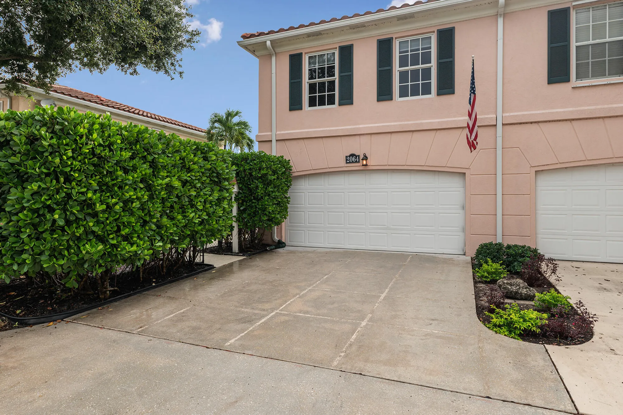 Property Slideshow image 3 of 60 | 2064 tigris dr, West Palm Beach, FL, 33411