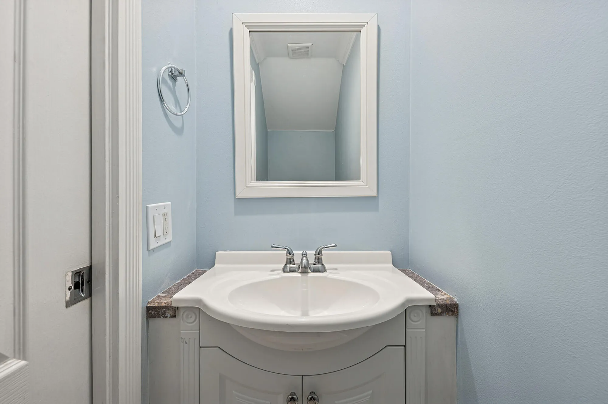 Property Slideshow image 15 of 60 | 2064 tigris dr, West Palm Beach, FL, 33411