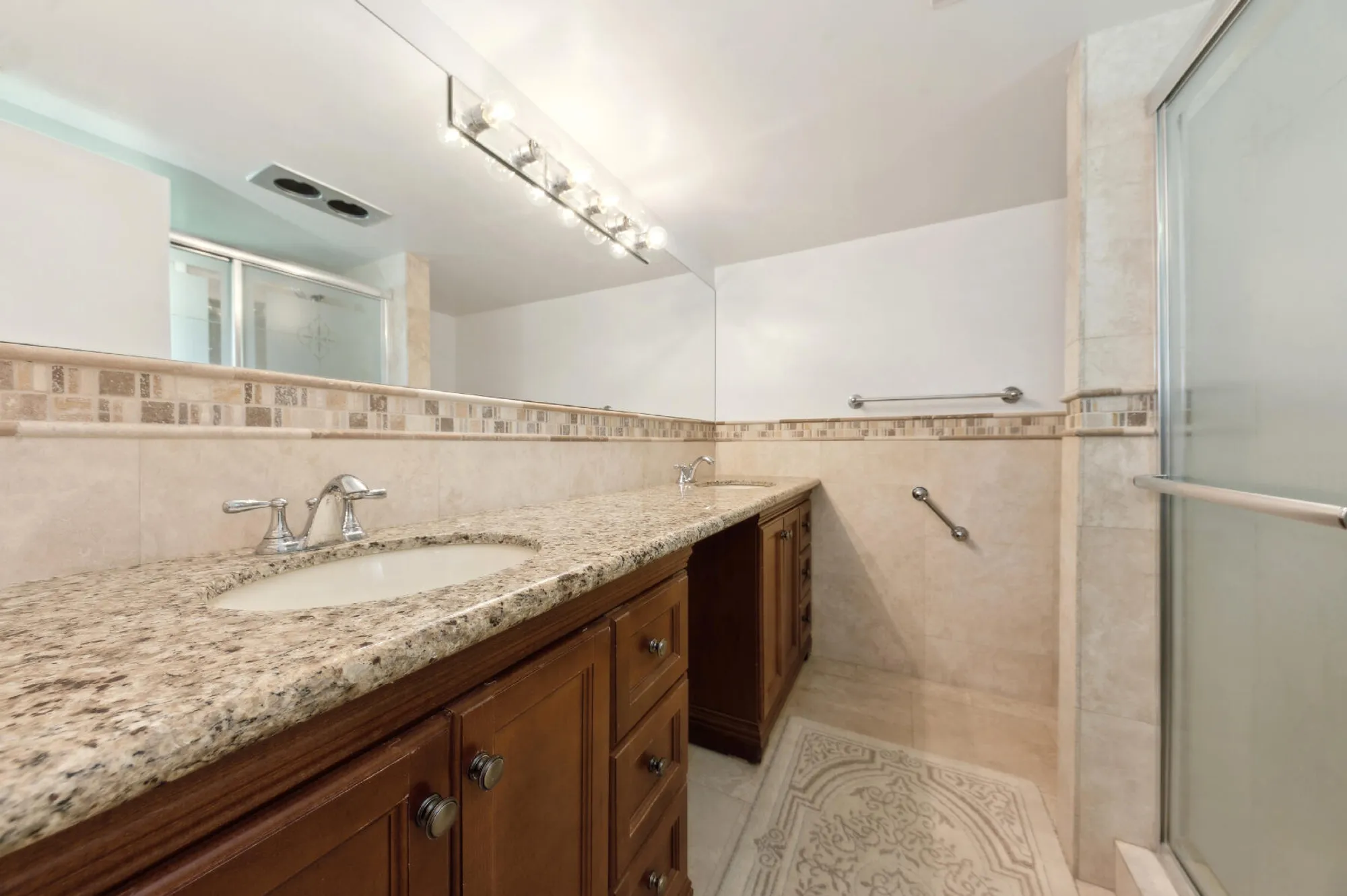 Property Slideshow image 10 of 14 | 1050 sugar sands blvd apt 174, Riviera Beach, FL, 33404