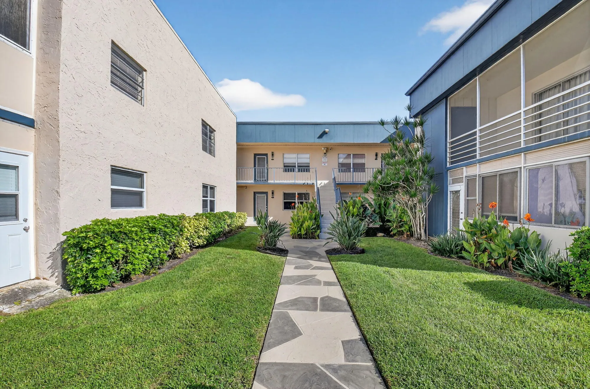 Property Slideshow image 2 of 78 | 161 flanders d # 161, Delray Beach, FL, 33484