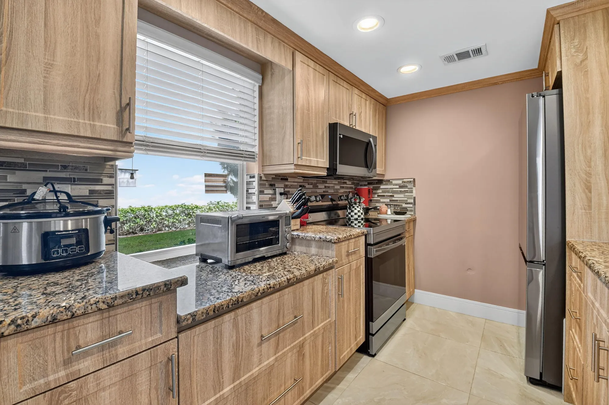 Property Slideshow image 11 of 78 | 161 flanders d # 161, Delray Beach, FL, 33484