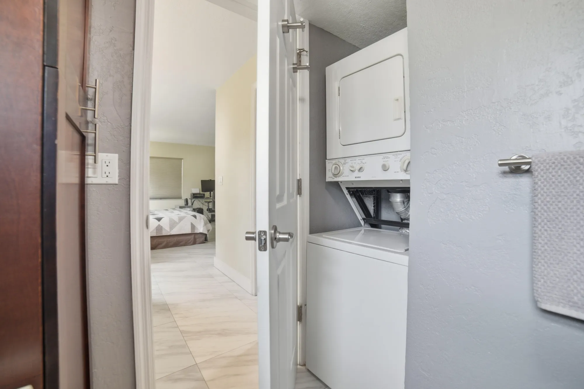 Property Slideshow image 19 of 43 | 13699 via aurora a, Delray Beach, FL, 33484