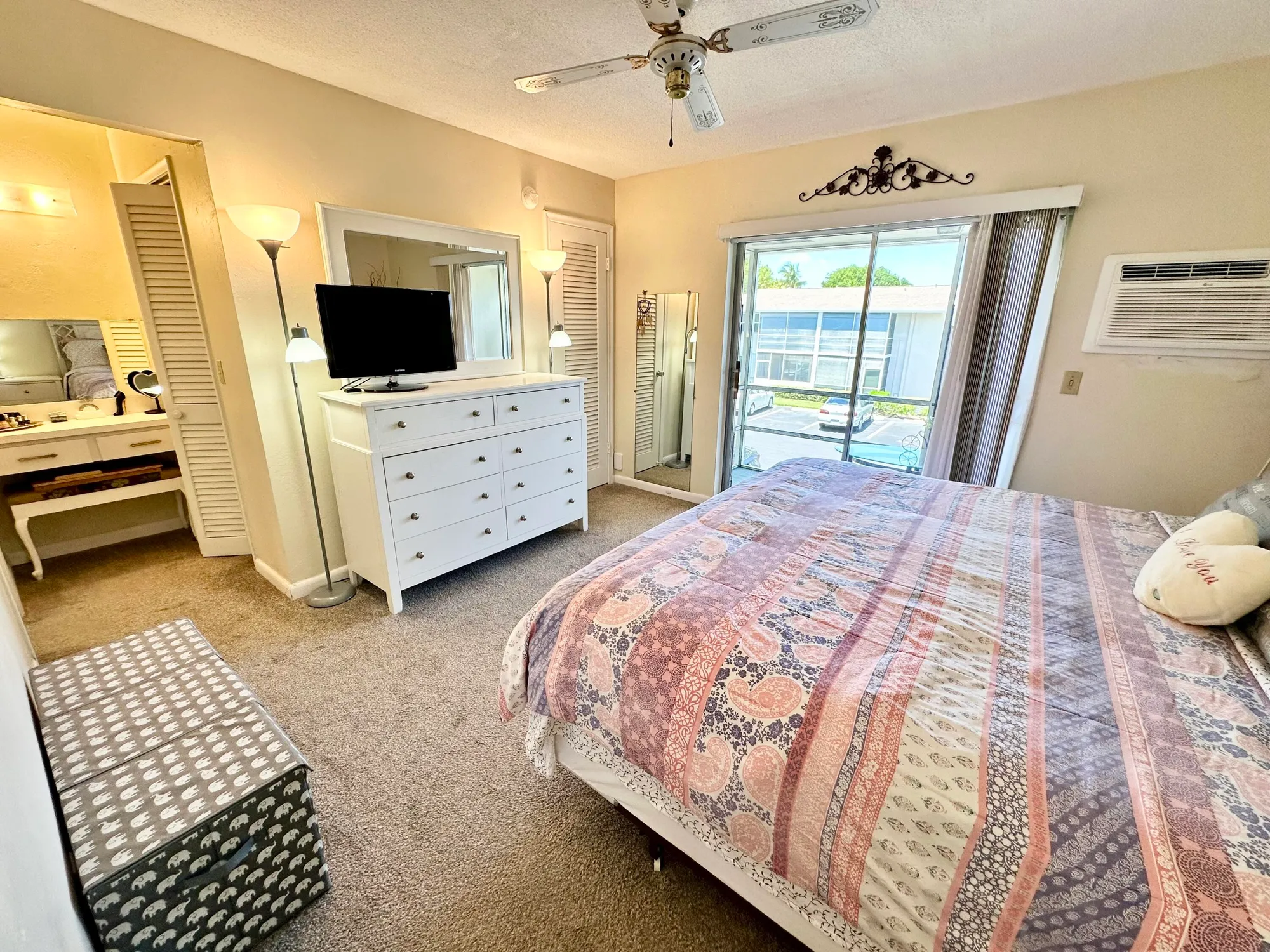 Property Slideshow image 19 of 42 | 740 horizons 203, Boynton Beach, FL, 33435