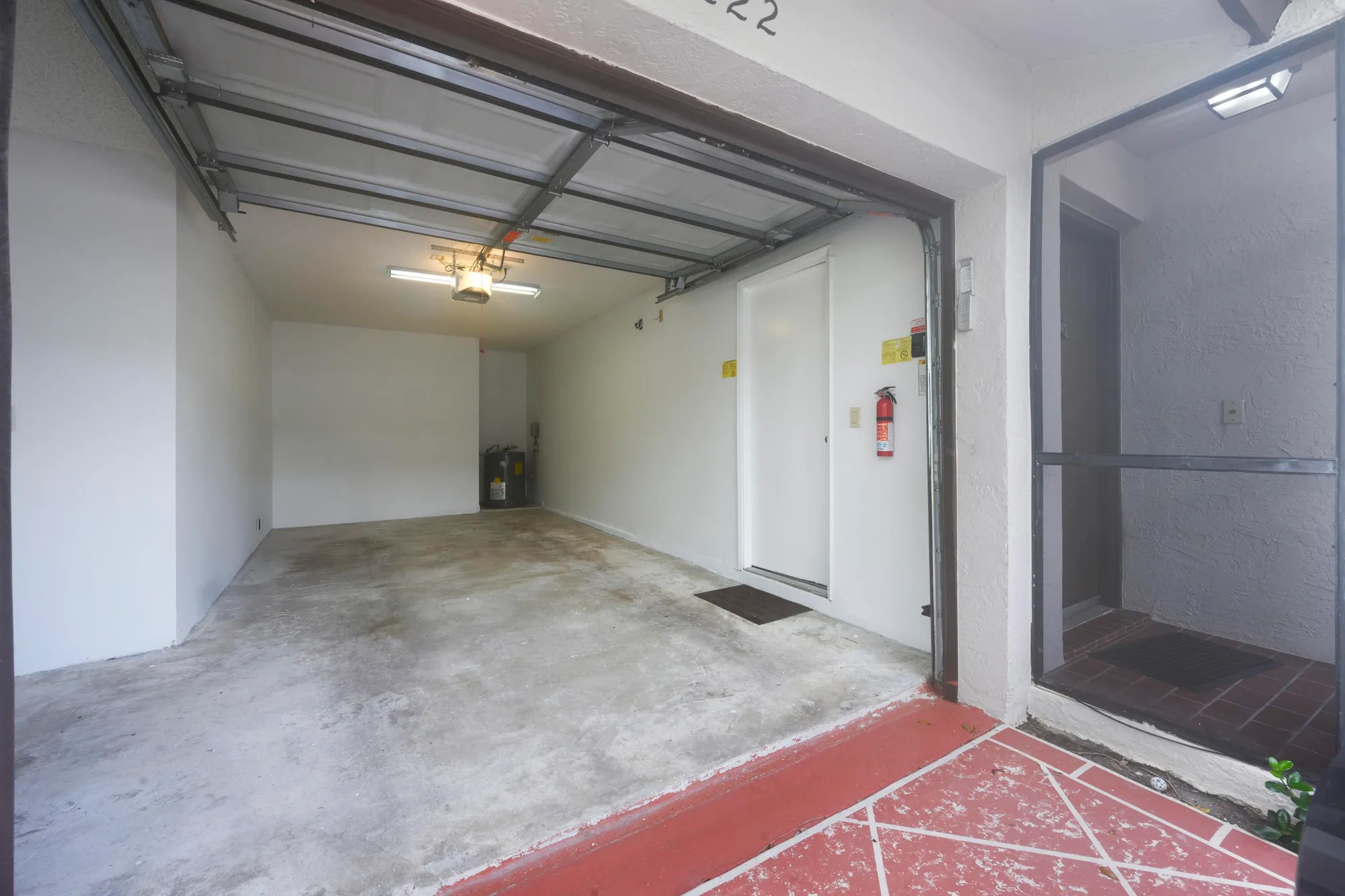 Property Slideshow image 11 of 25 | 6222 pointe regal cir, Delray Beach, FL, 33484