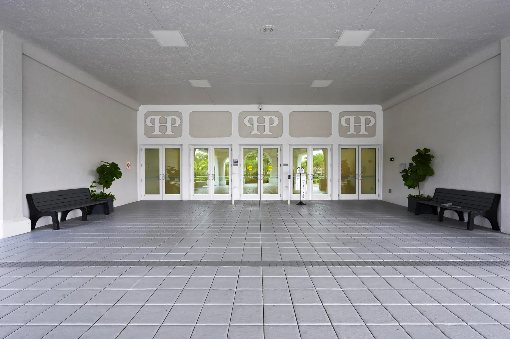Property Slideshow image 16 of 25 | 6222 pointe regal cir, Delray Beach, FL, 33484